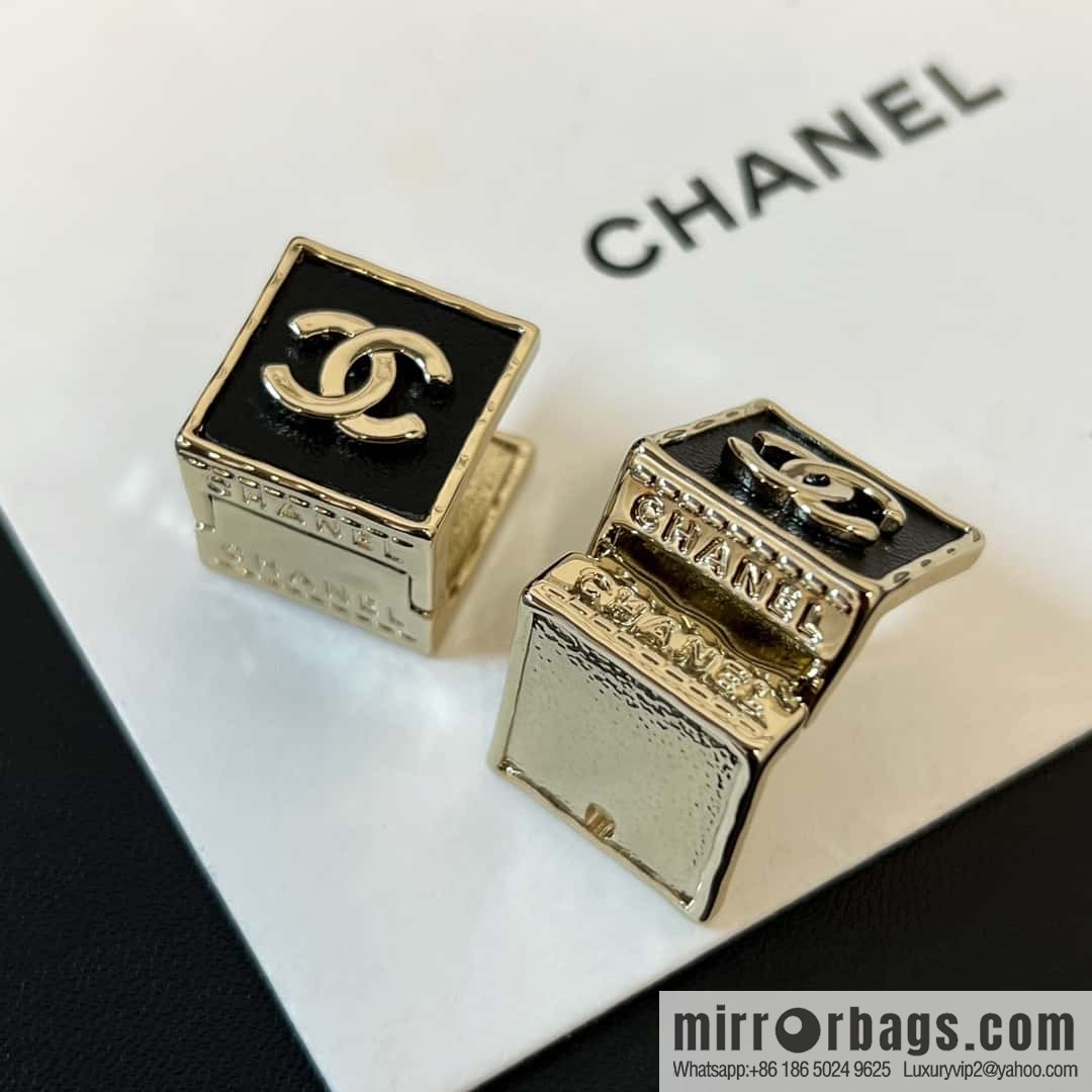 New ☑️ Chanel double c square black leather stud earrings