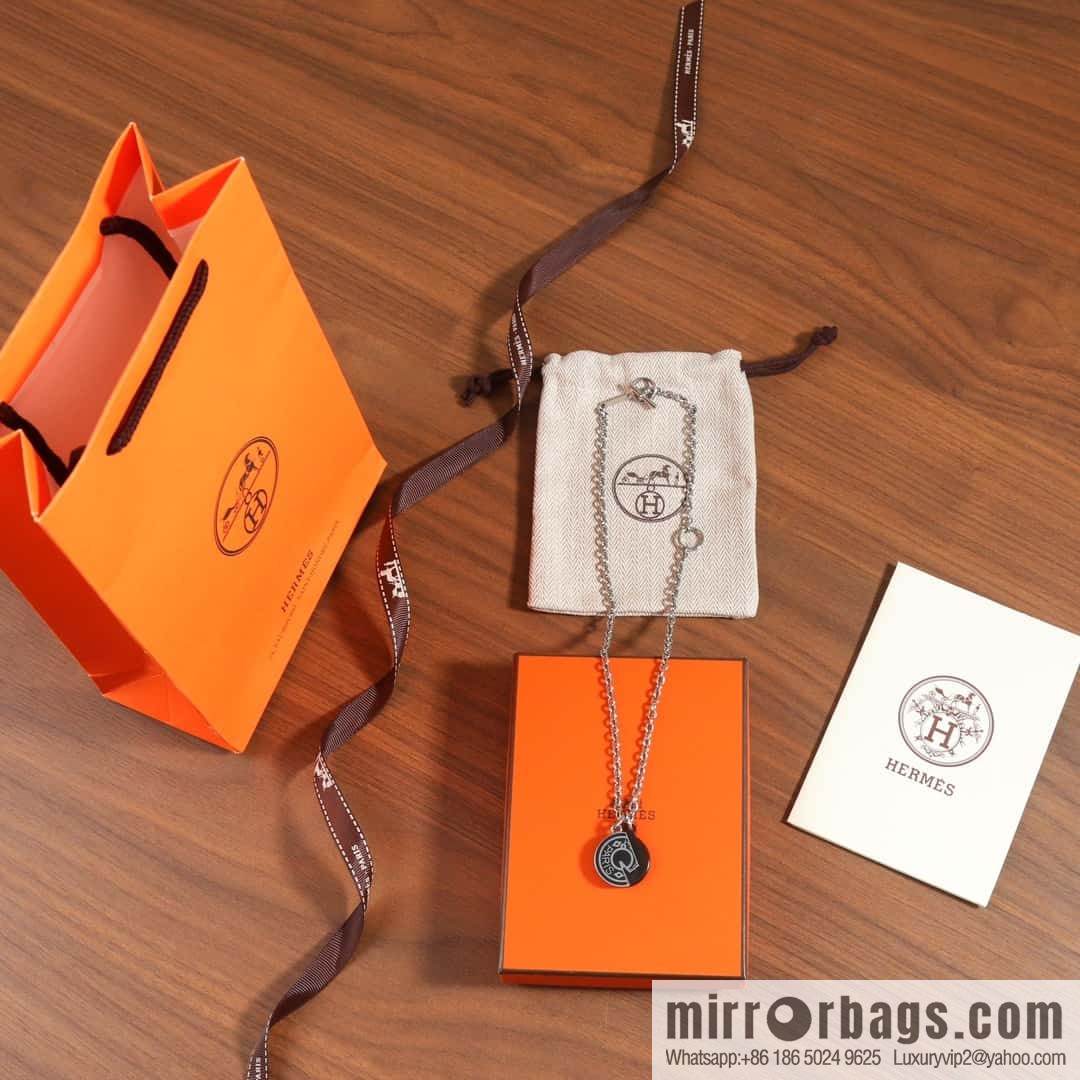 HERMES Carrousel Buffalo Horn OT Necklace