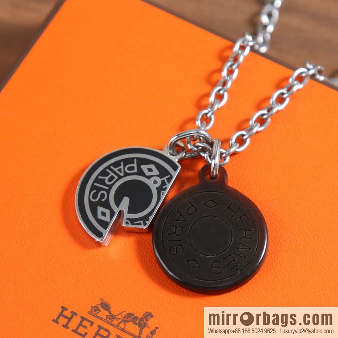 HERMES Carrousel Buffalo Horn OT Necklace
