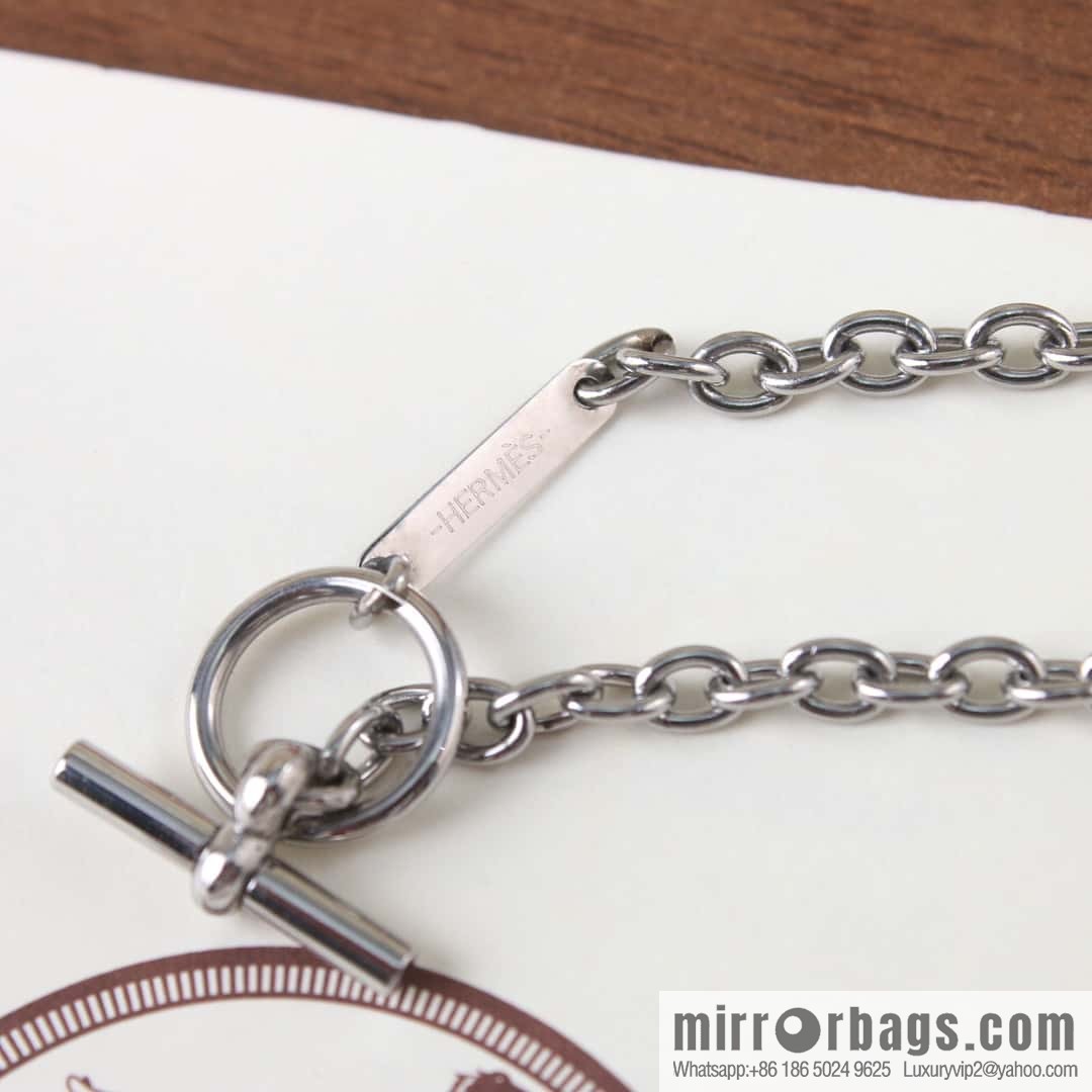 HERMES Carrousel Buffalo Horn OT Necklace