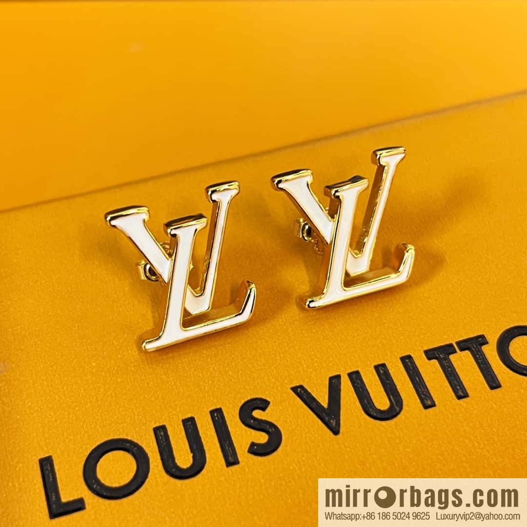 Louis Vuitton Louis Vuitton LV ICONIC enamel, letter, stud earrings