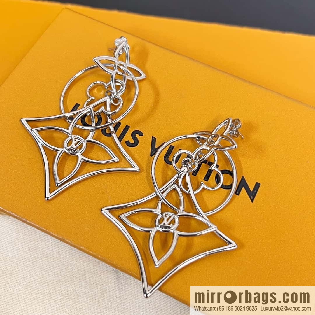 Louis Vuitton Louis Vuitton LV TWIGGY Floral Earrings
