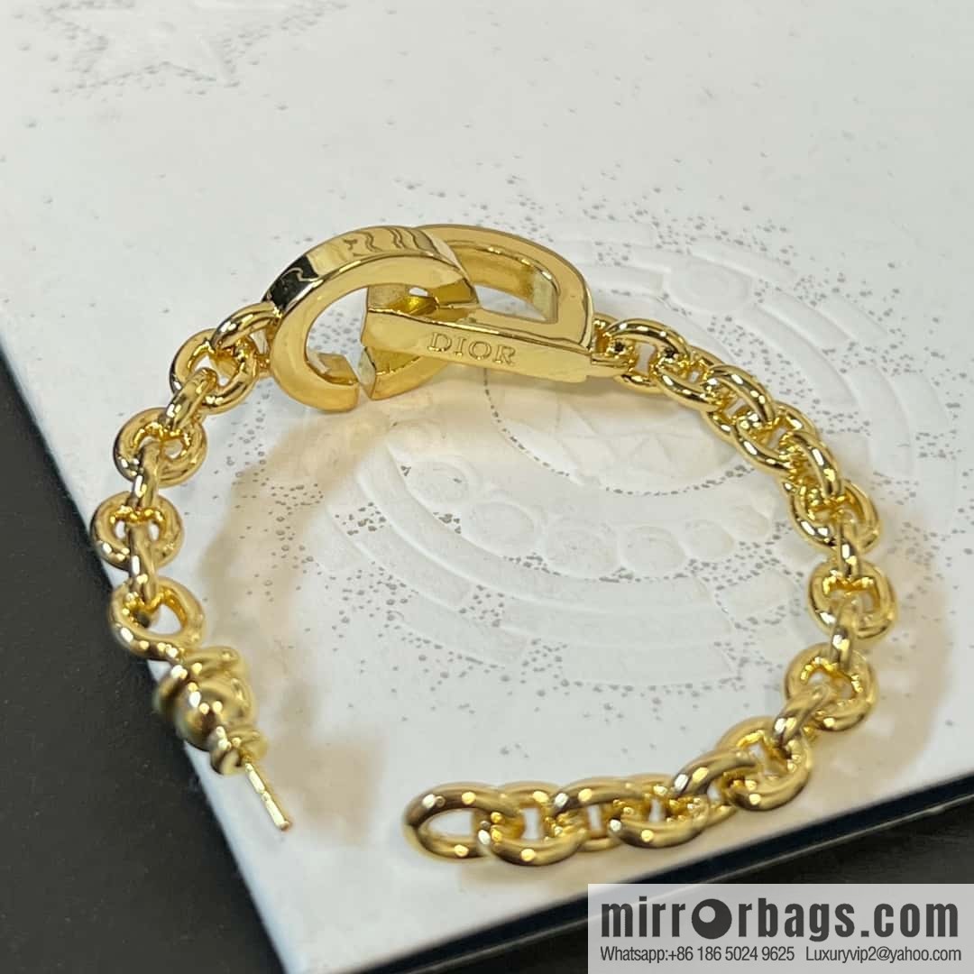 New ☑️ DIOR CD Earrings