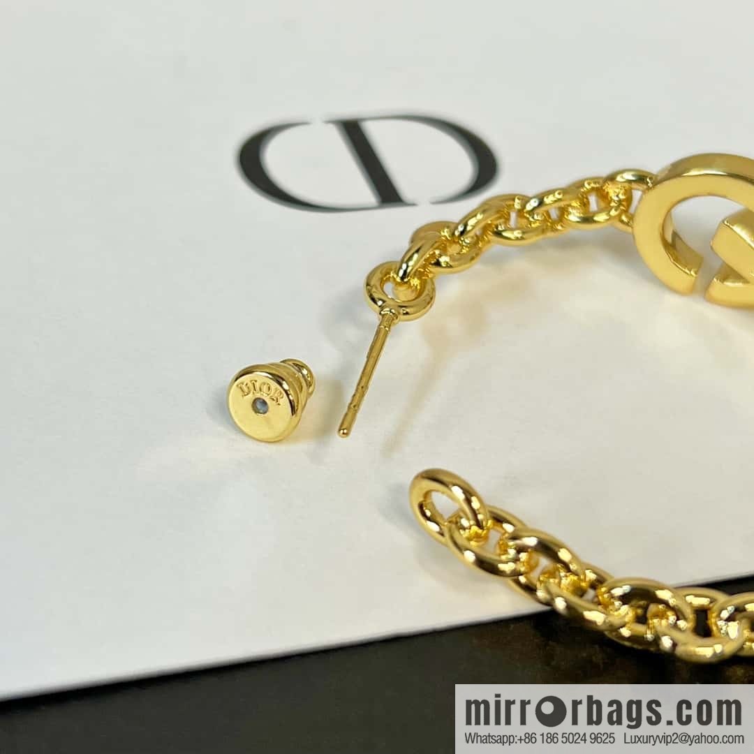 New ☑️ DIOR CD Earrings