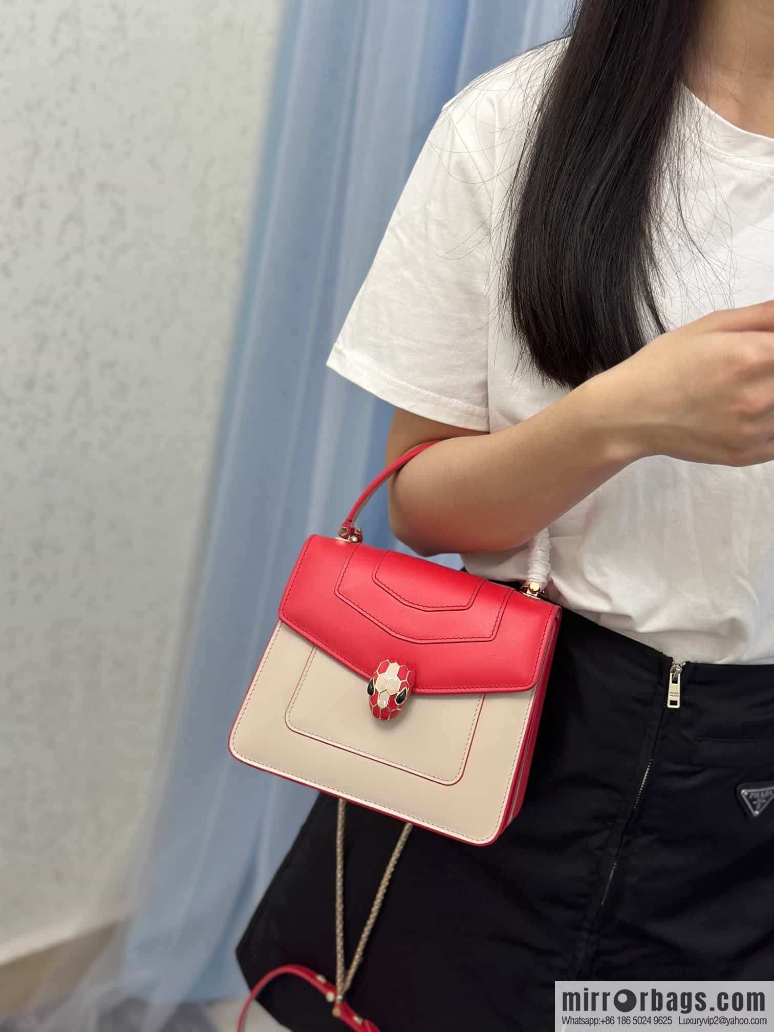 [Bvlgari] Bulgari counter hot-selling Serpenti Forever wrist organ bag model number: 38329