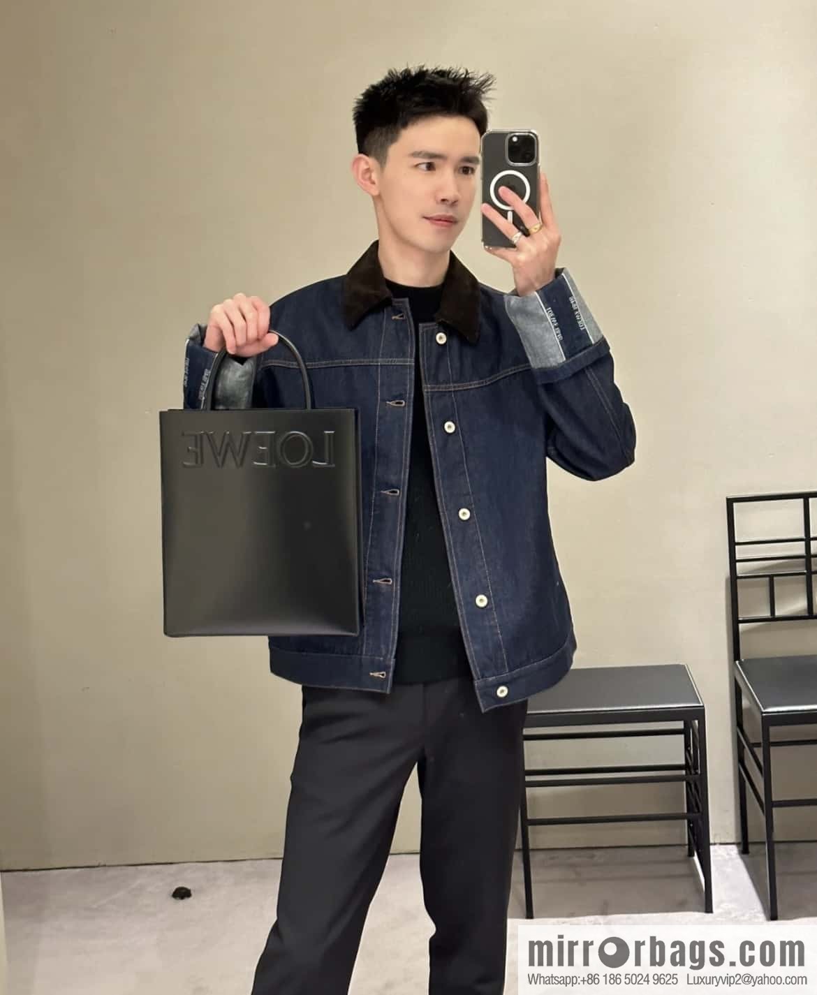 LOEWE latest show A4 tote bag tote bag 0690