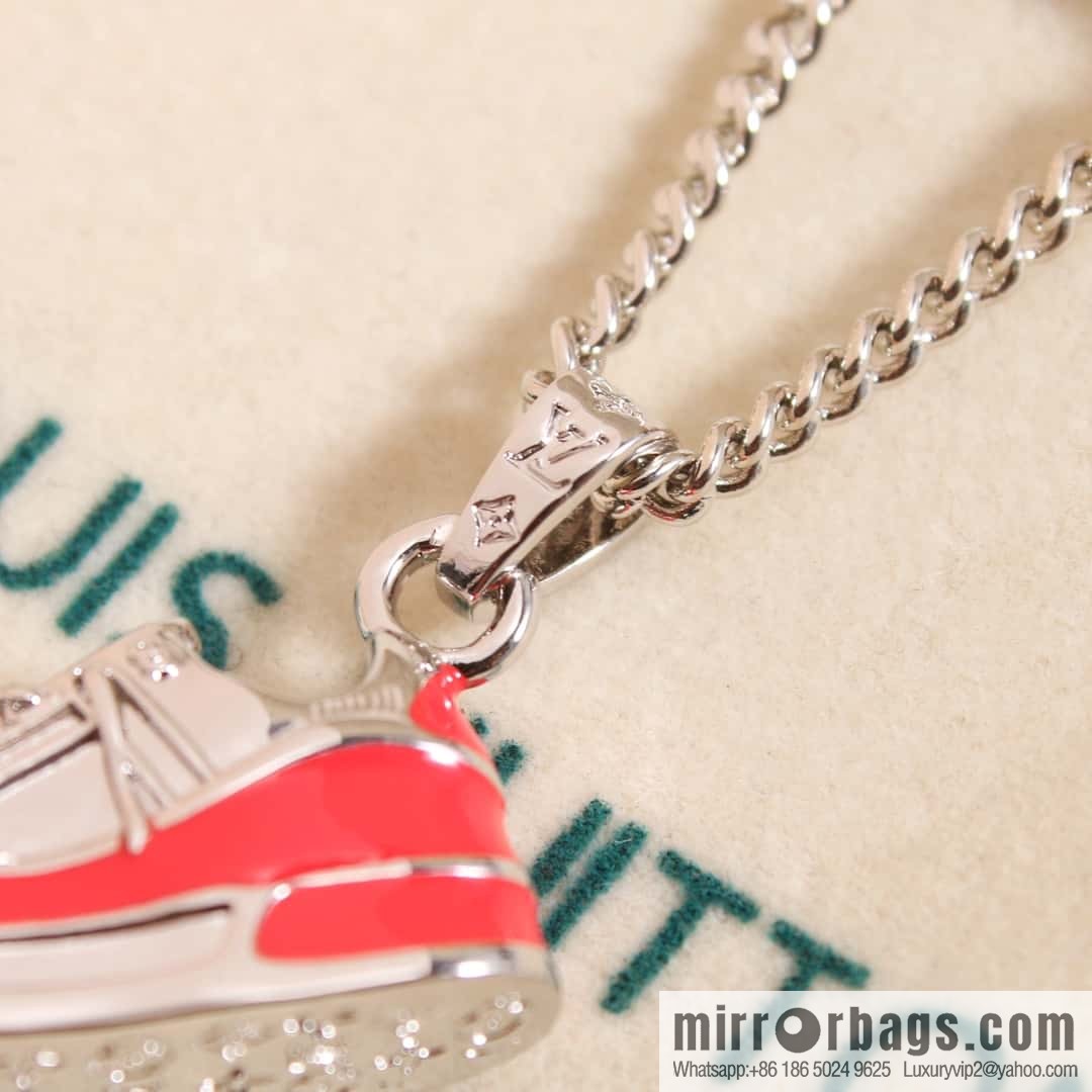 Louis Vuitton Louis Vuitton IV TRAINER sneaker necklace
