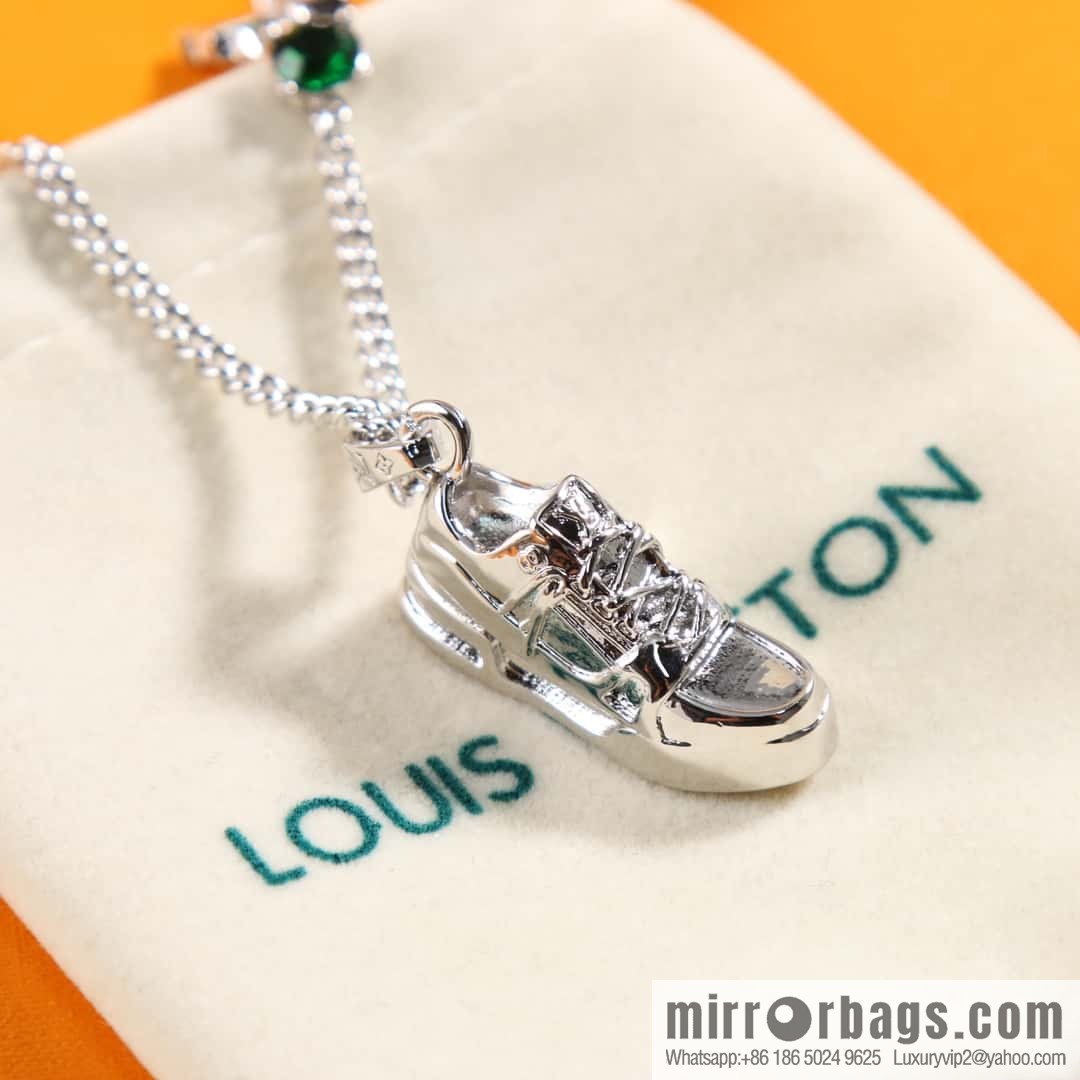 Louis Vuitton Louis Vuitton IV TRAINER STRASS sneaker necklace