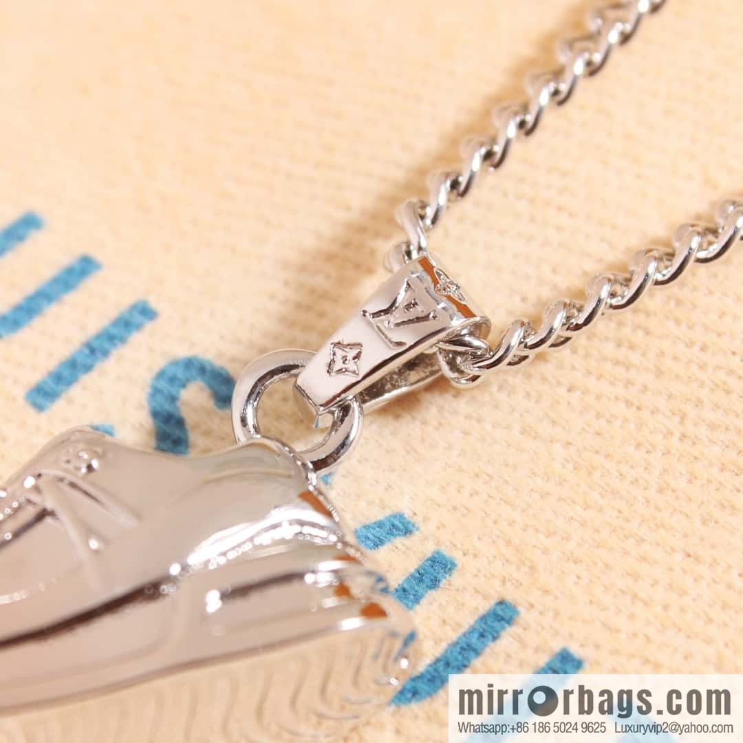 Louis Vuitton Louis Vuitton IV TRAINER STRASS sneaker necklace