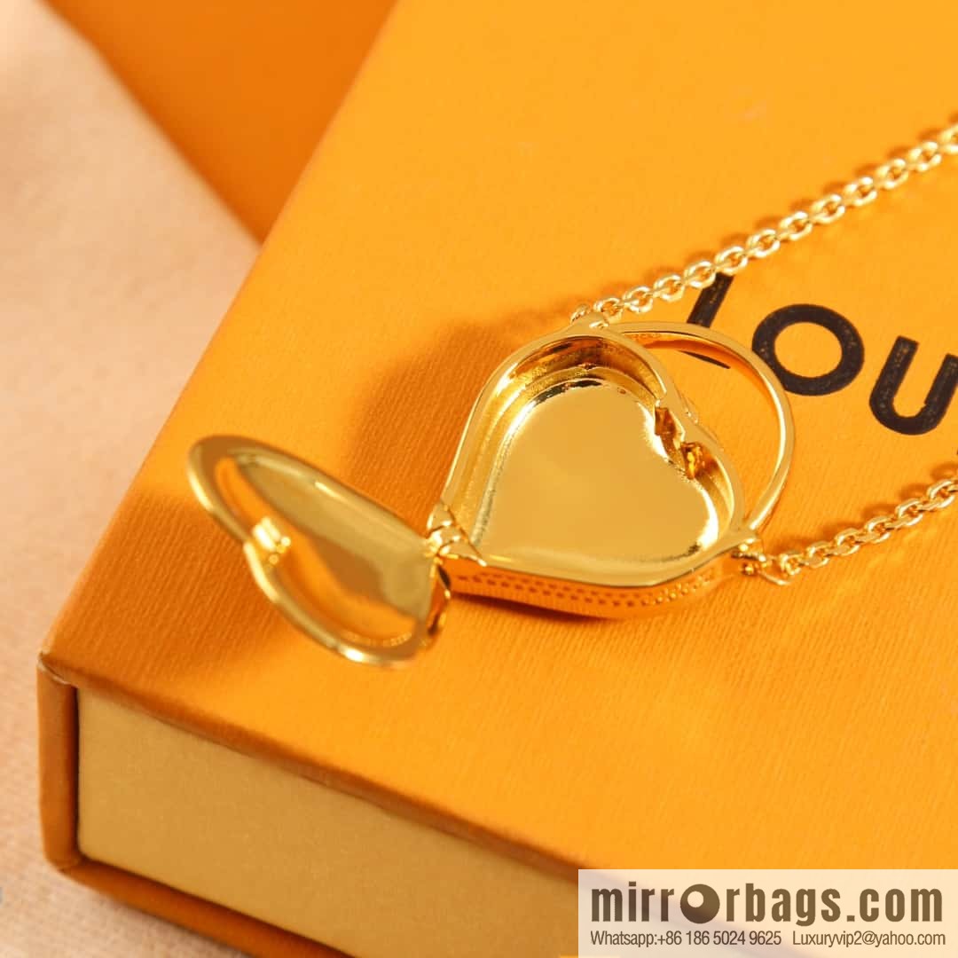 Louis Vuitton Louis Vuitton IV Gold Peach Heart Love ❤️ Necklace