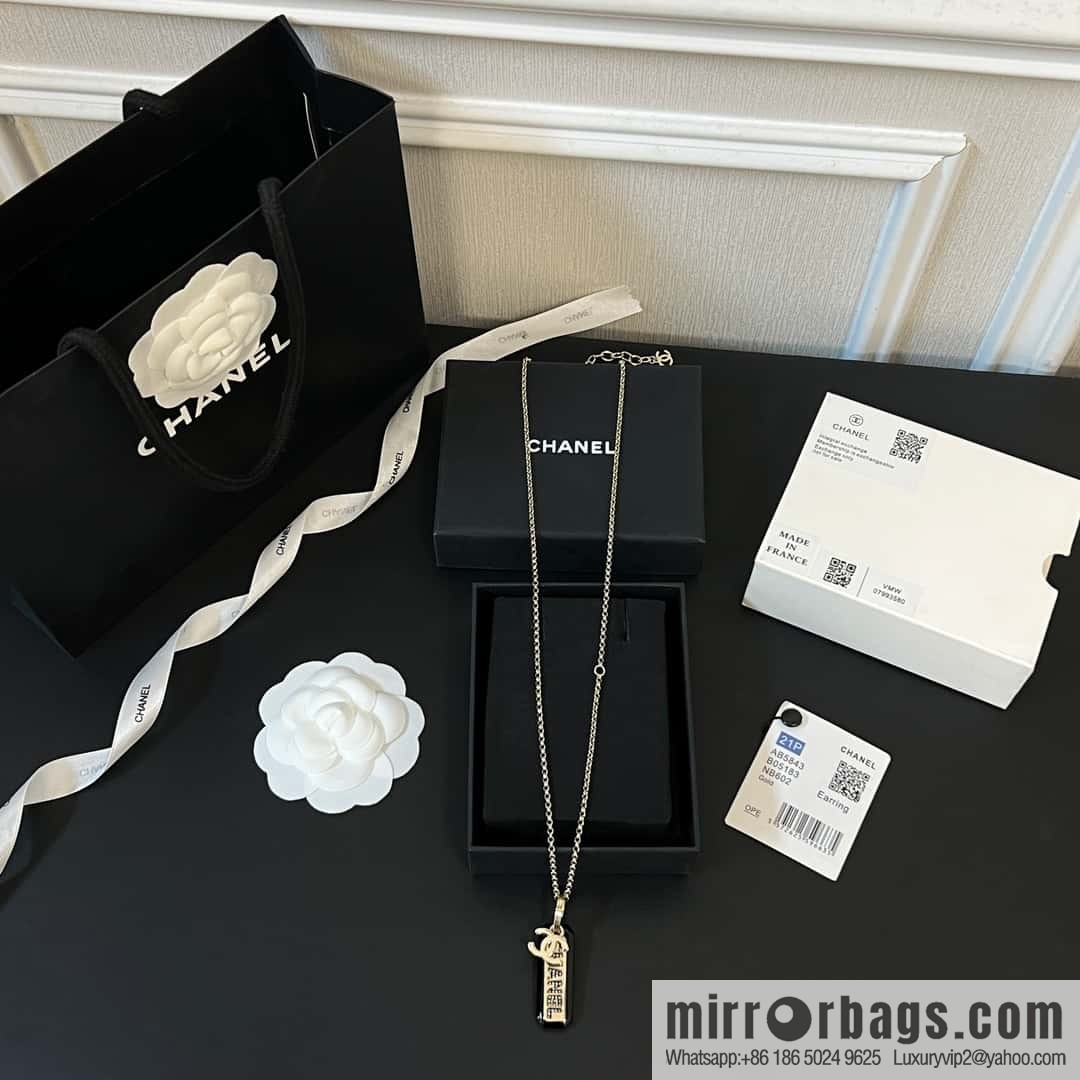 New ☑️ Chanel double c-bar acrylic letter necklace sweater chain