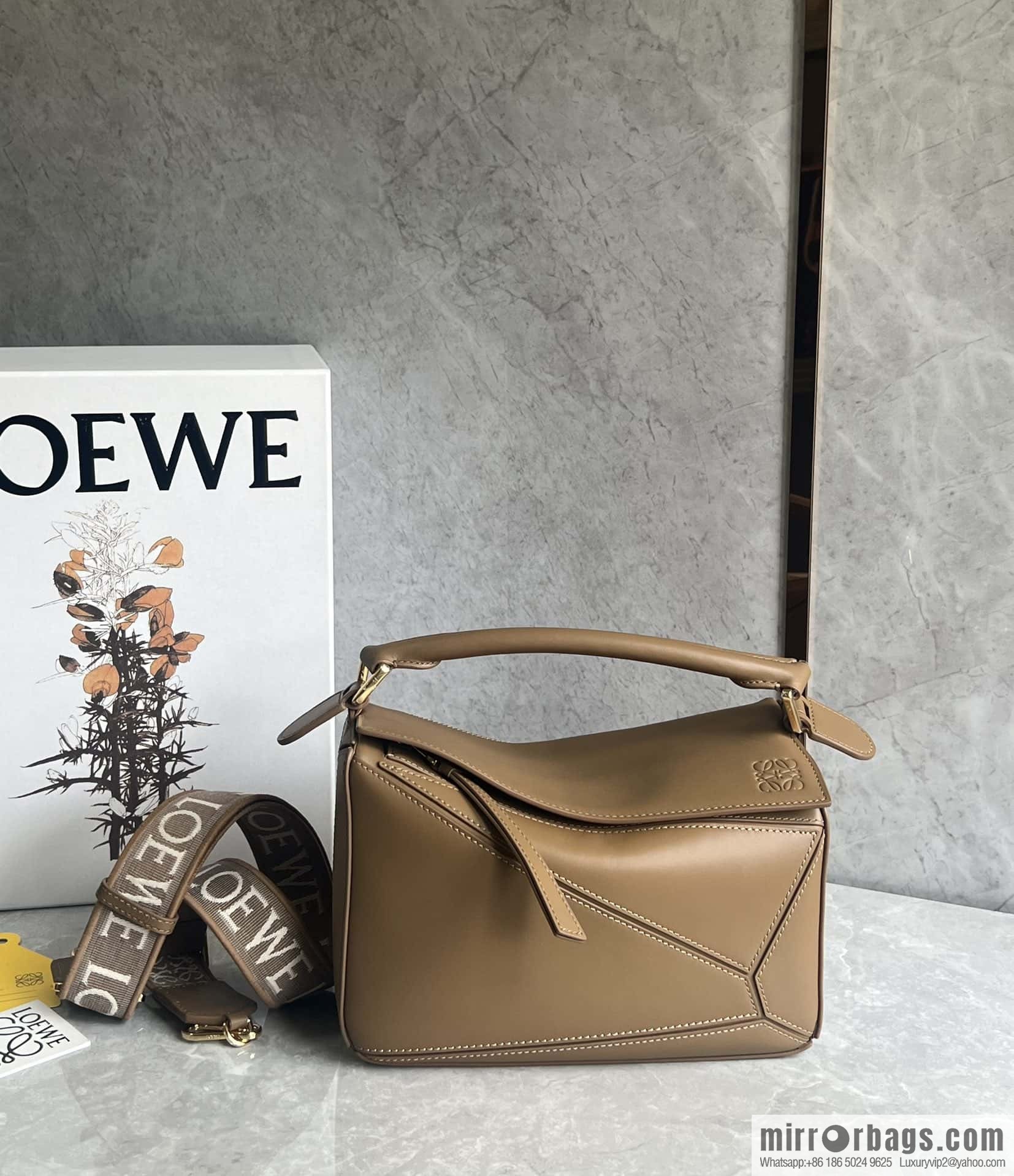 LOEWE Puzzle 24CM bag leather small geometric bag 0189 brown