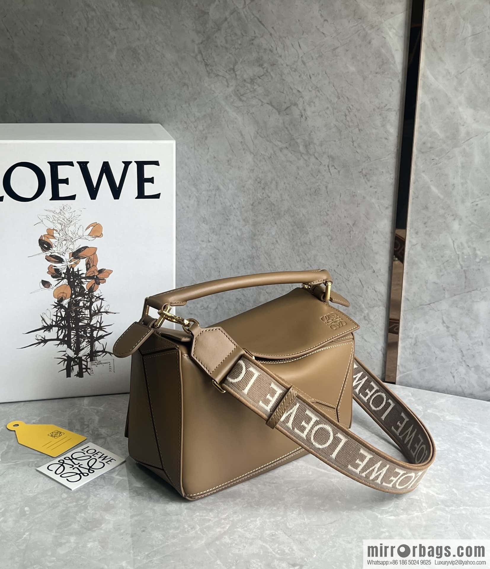 LOEWE Puzzle 24CM bag leather small geometric bag 0189 brown