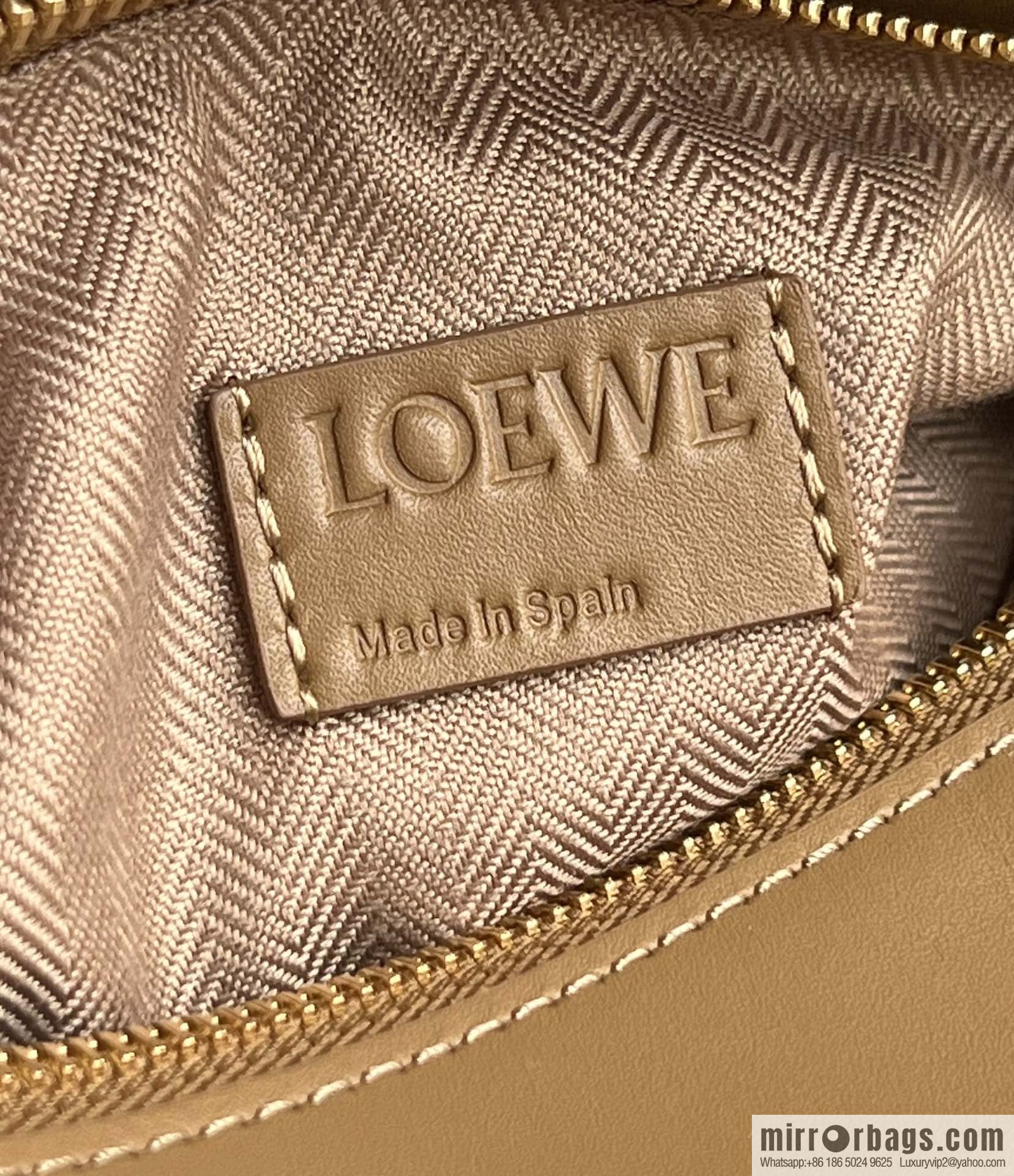 LOEWE Puzzle 24CM bag leather small geometric bag 0189 brown