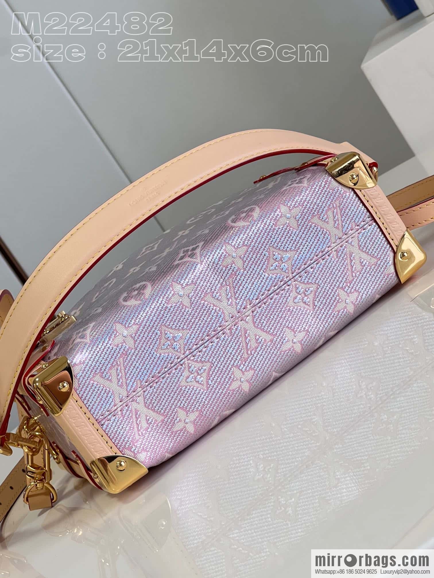 LV M22842 Side Trunk
