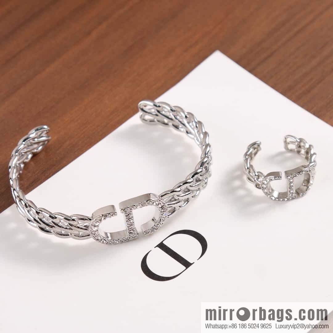 New ☑️ DIOR silver CD full diamond opening bracelet, ring