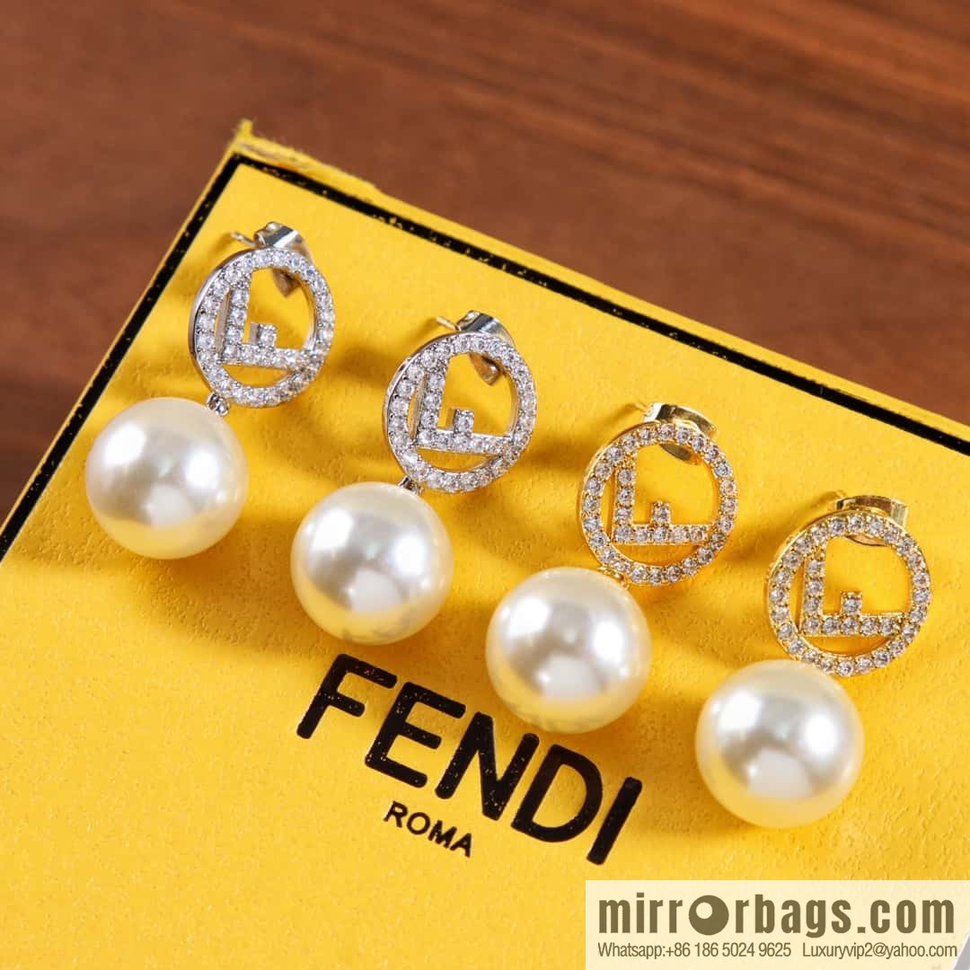 New FENDI Fendi full diamond hollow double F pearl stud earrings