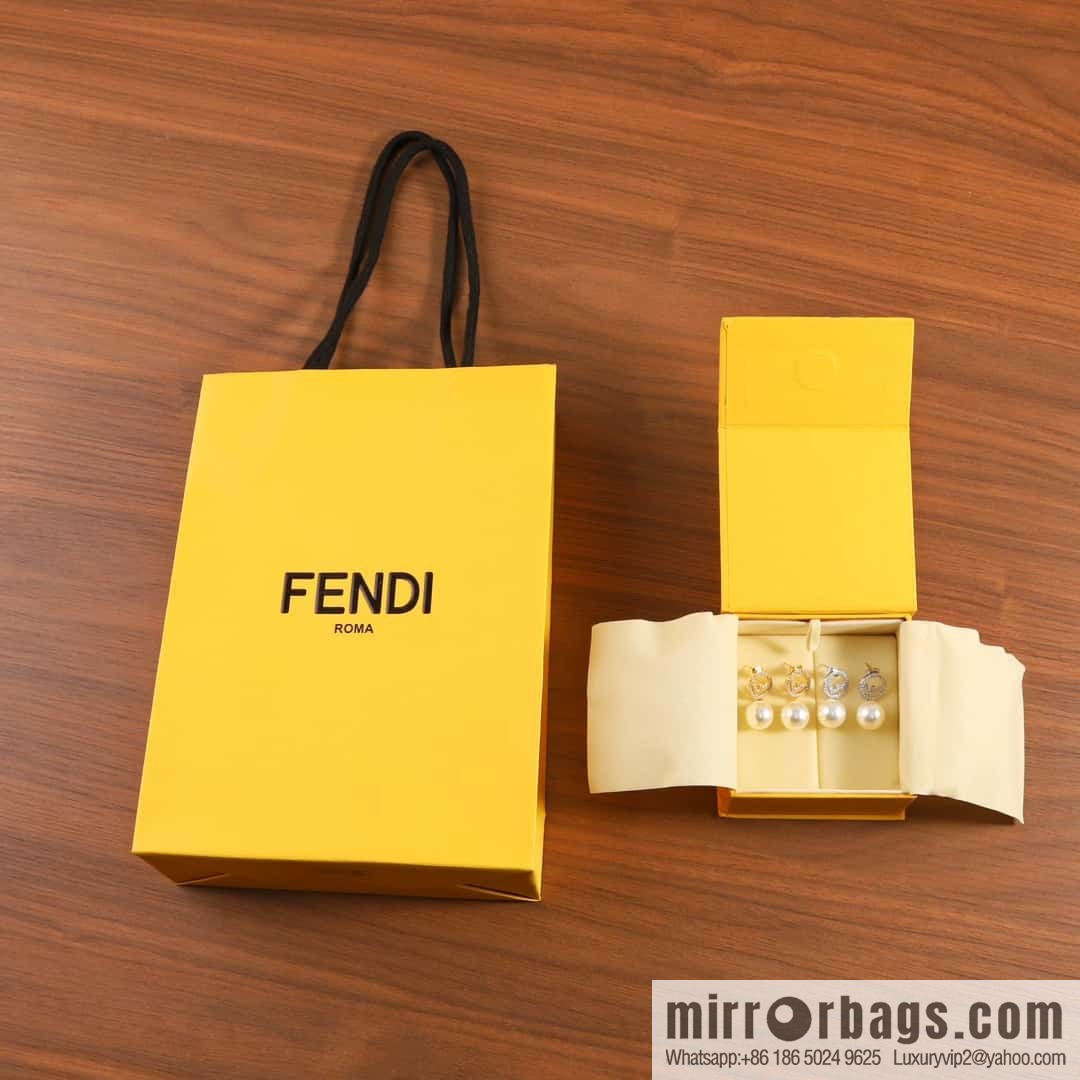 New FENDI Fendi full diamond hollow double F pearl stud earrings
