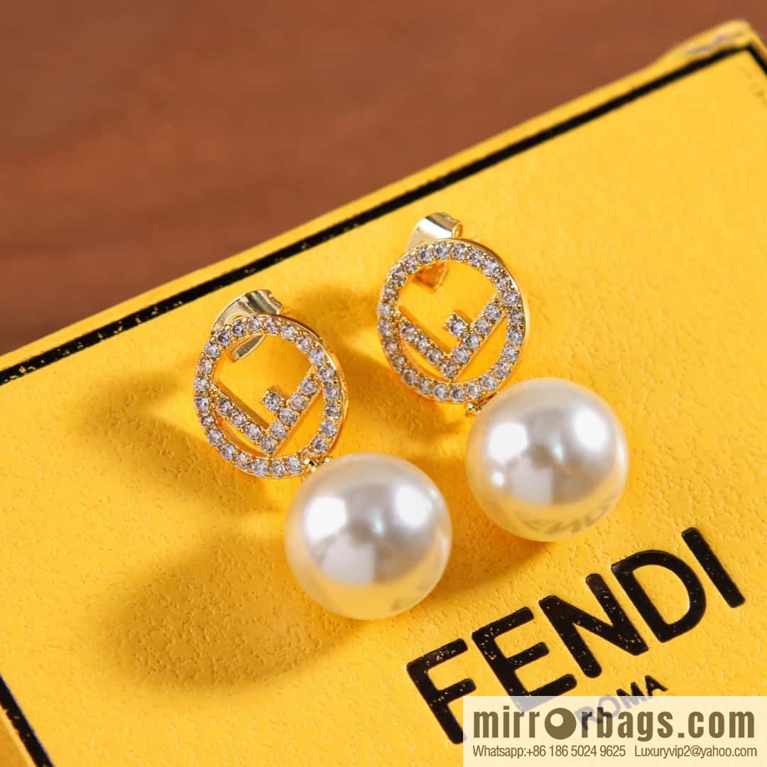 New FENDI Fendi full diamond hollow double F pearl stud earrings