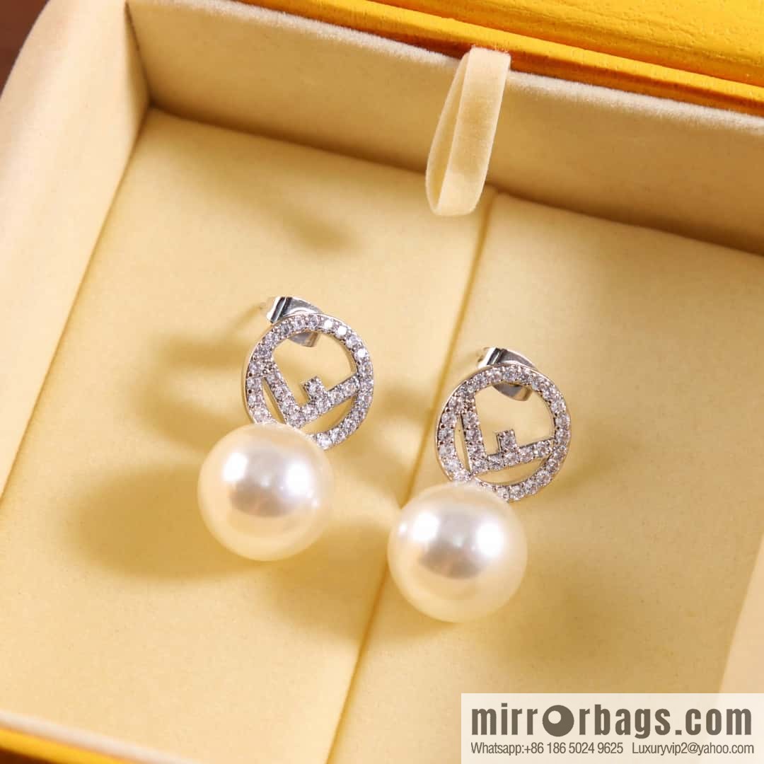 New FENDI Fendi full diamond hollow double F pearl stud earrings