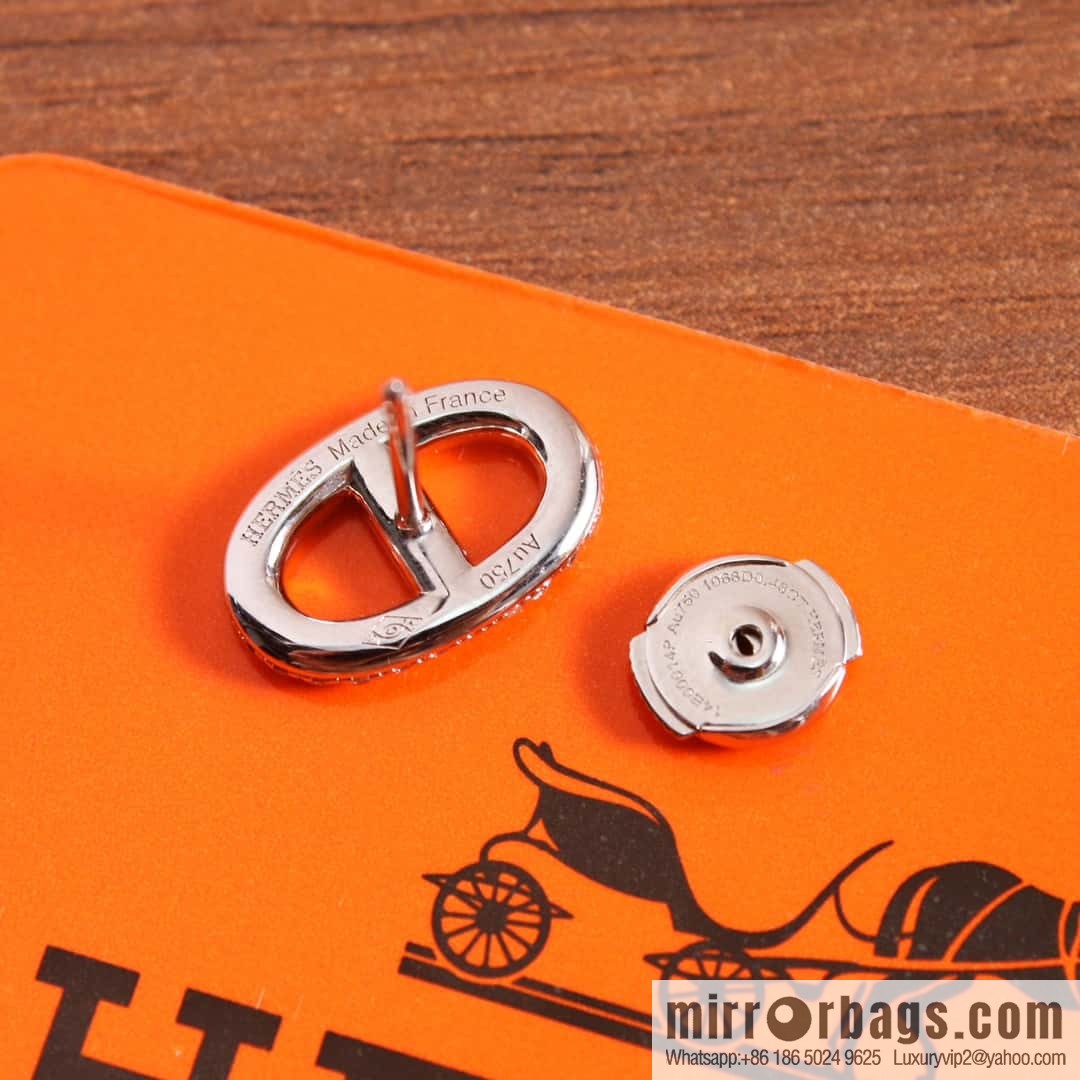 New ☑️ Hermès HERMES full drill pig nose stud earrings