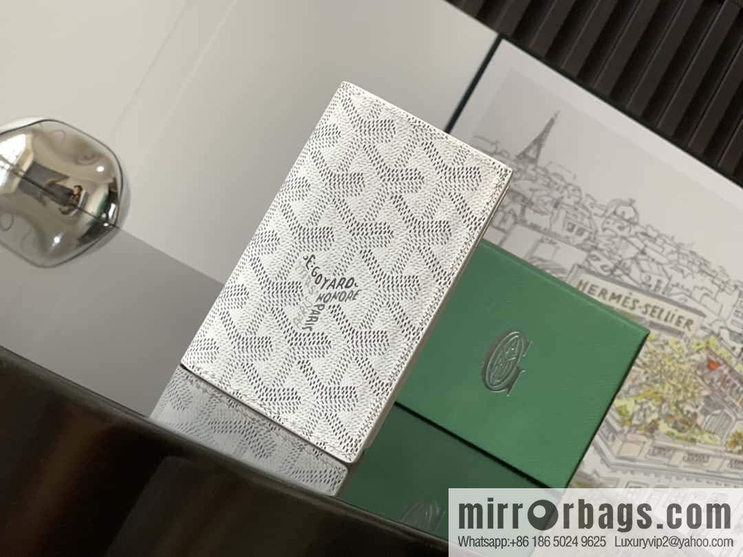 Goyard SAINT-PIERRE bi-fold card holder 7702