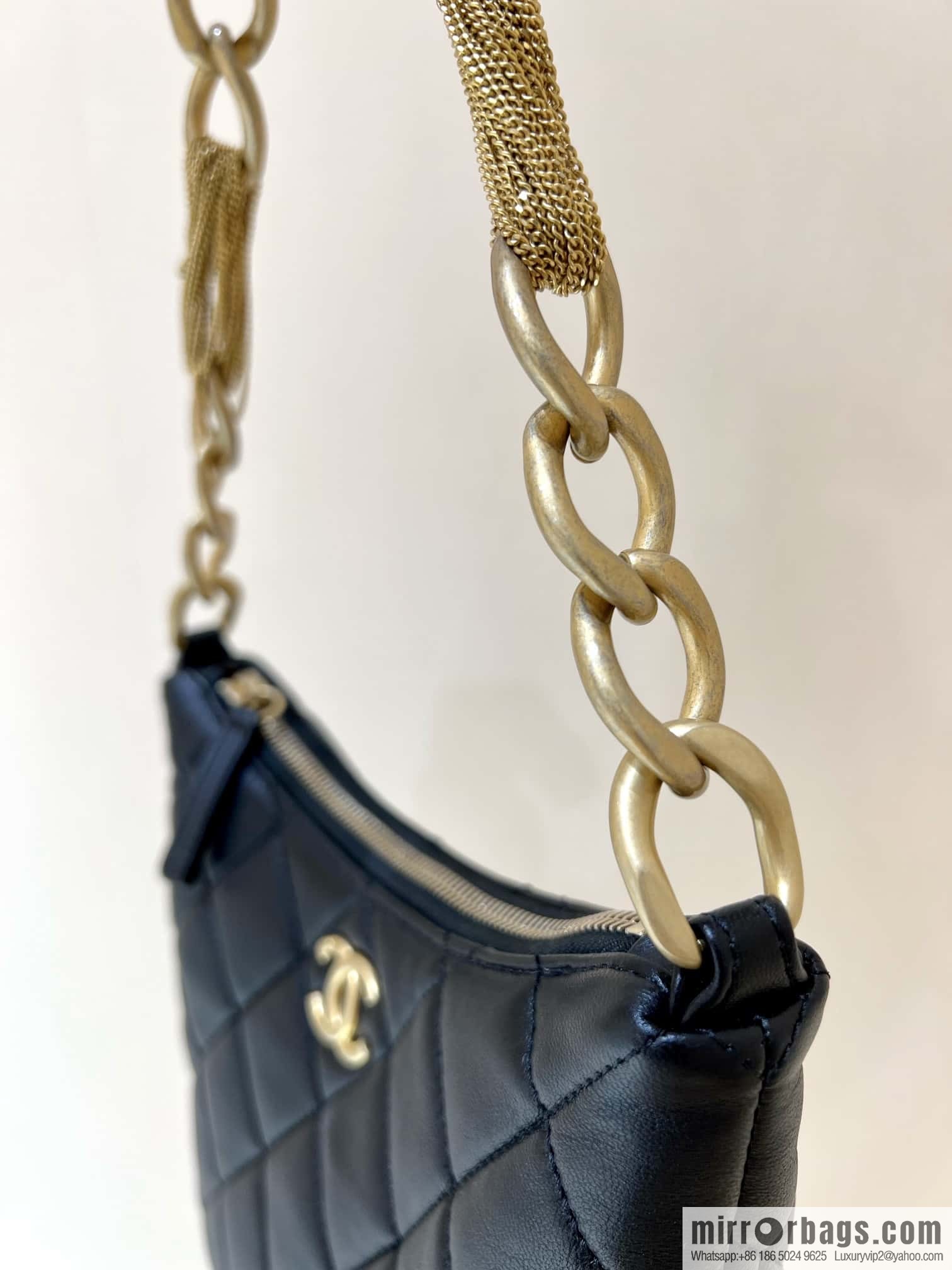 CHANEL 23A Premium Handicraft Workshop Series hobo armpit bag AS4220 black