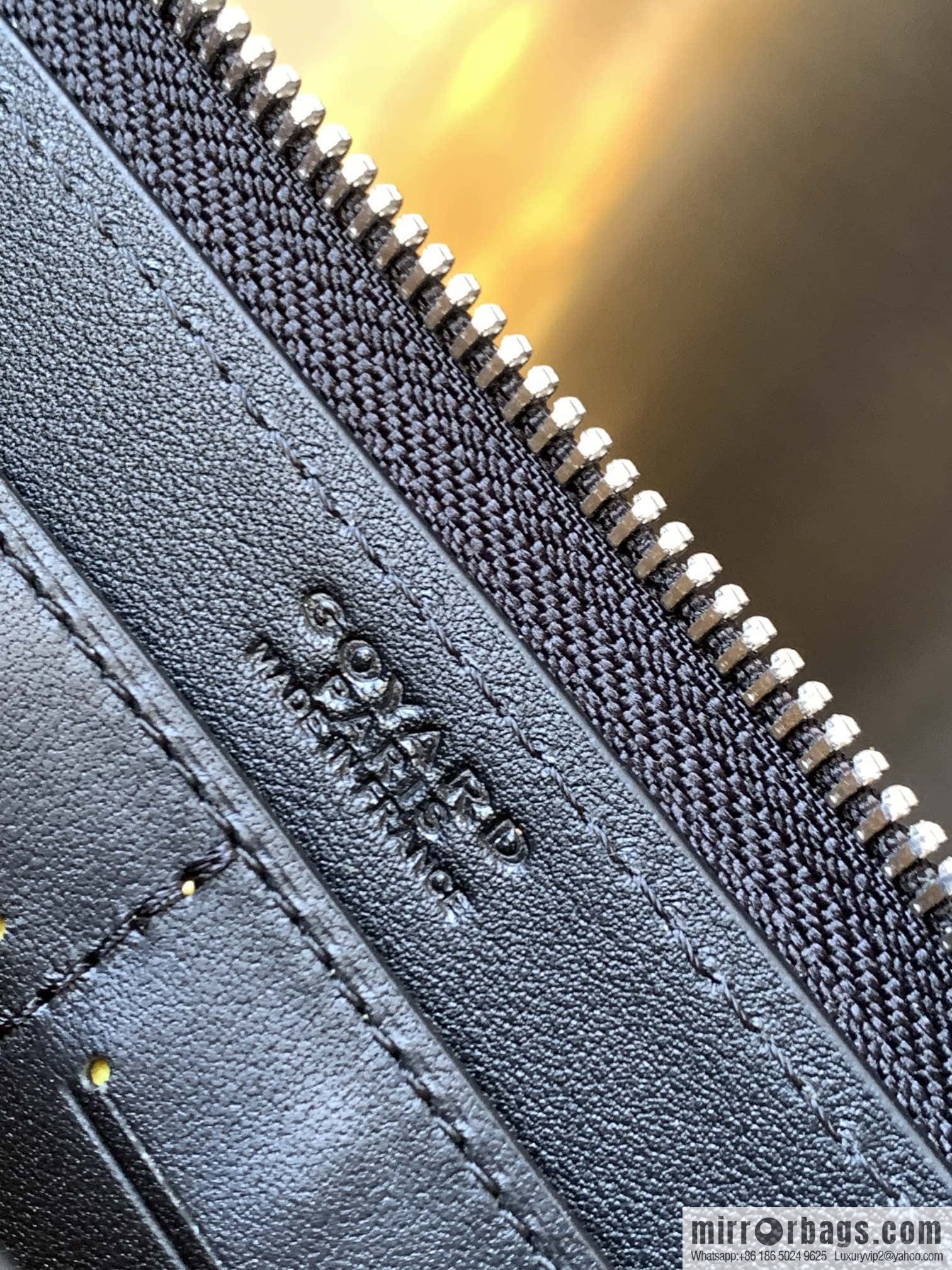 Goyard MATIGNON large wallet 7704