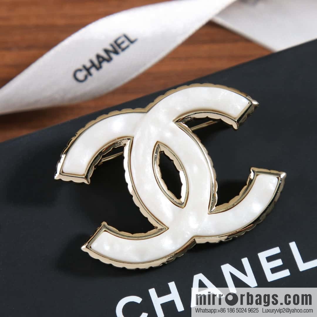 New ☑️ Chanel Double C White Brooch