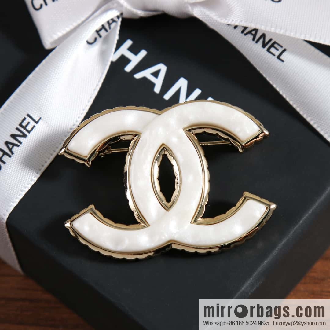 New ☑️ Chanel Double C White Brooch