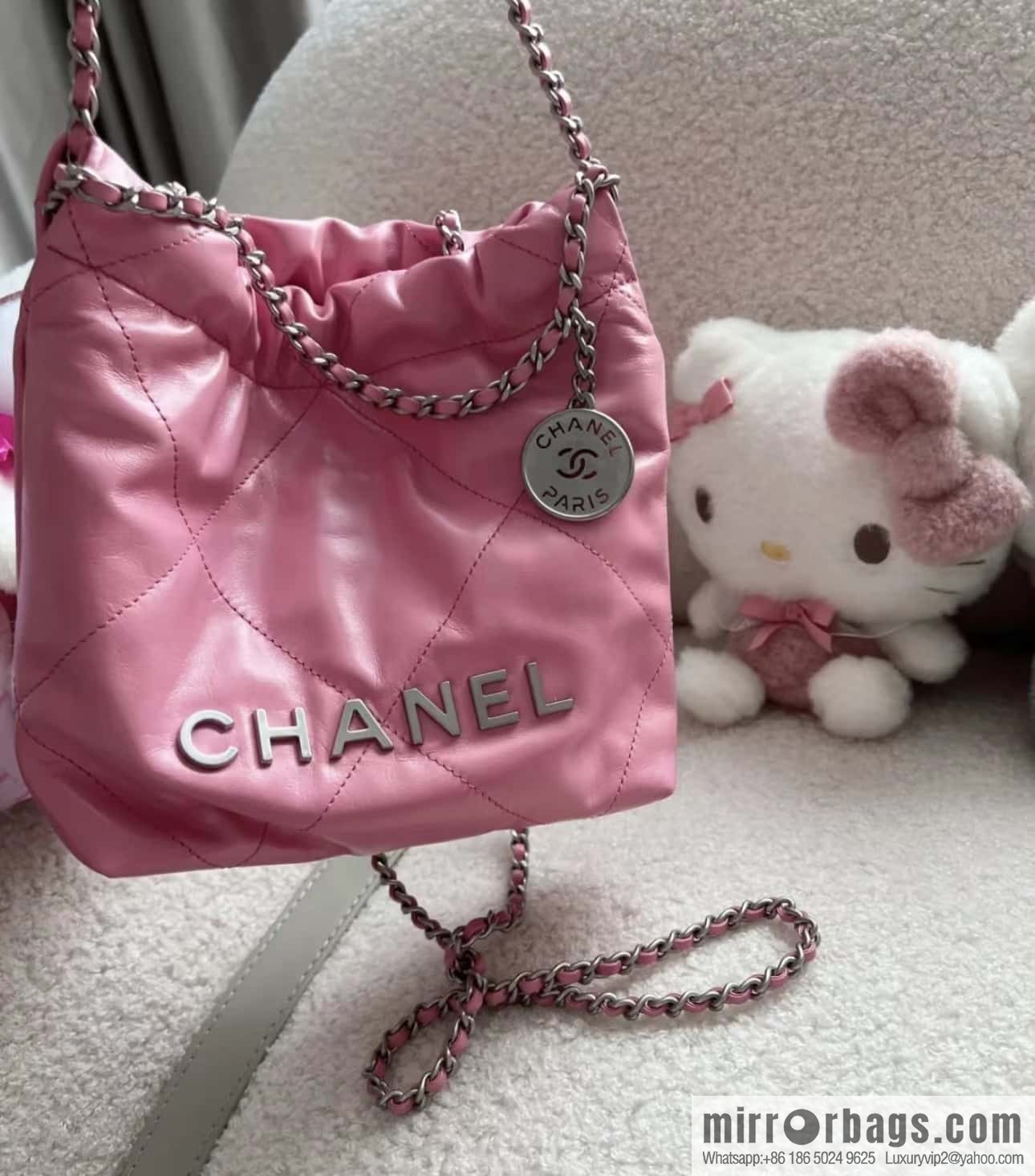 CHANEL 23S spring and summer series mini 22 bags AS3980 pink