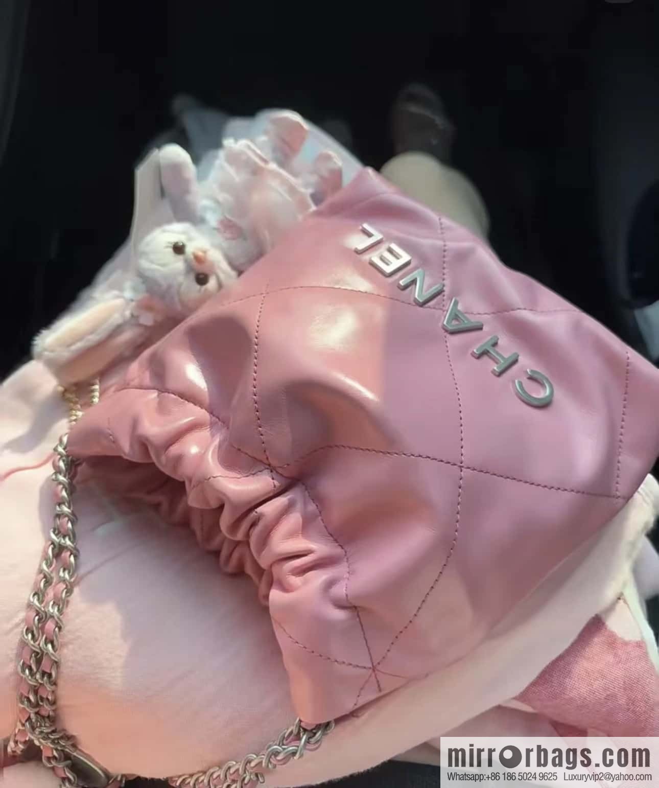CHANEL 23S spring and summer series mini 22 bags AS3980 pink