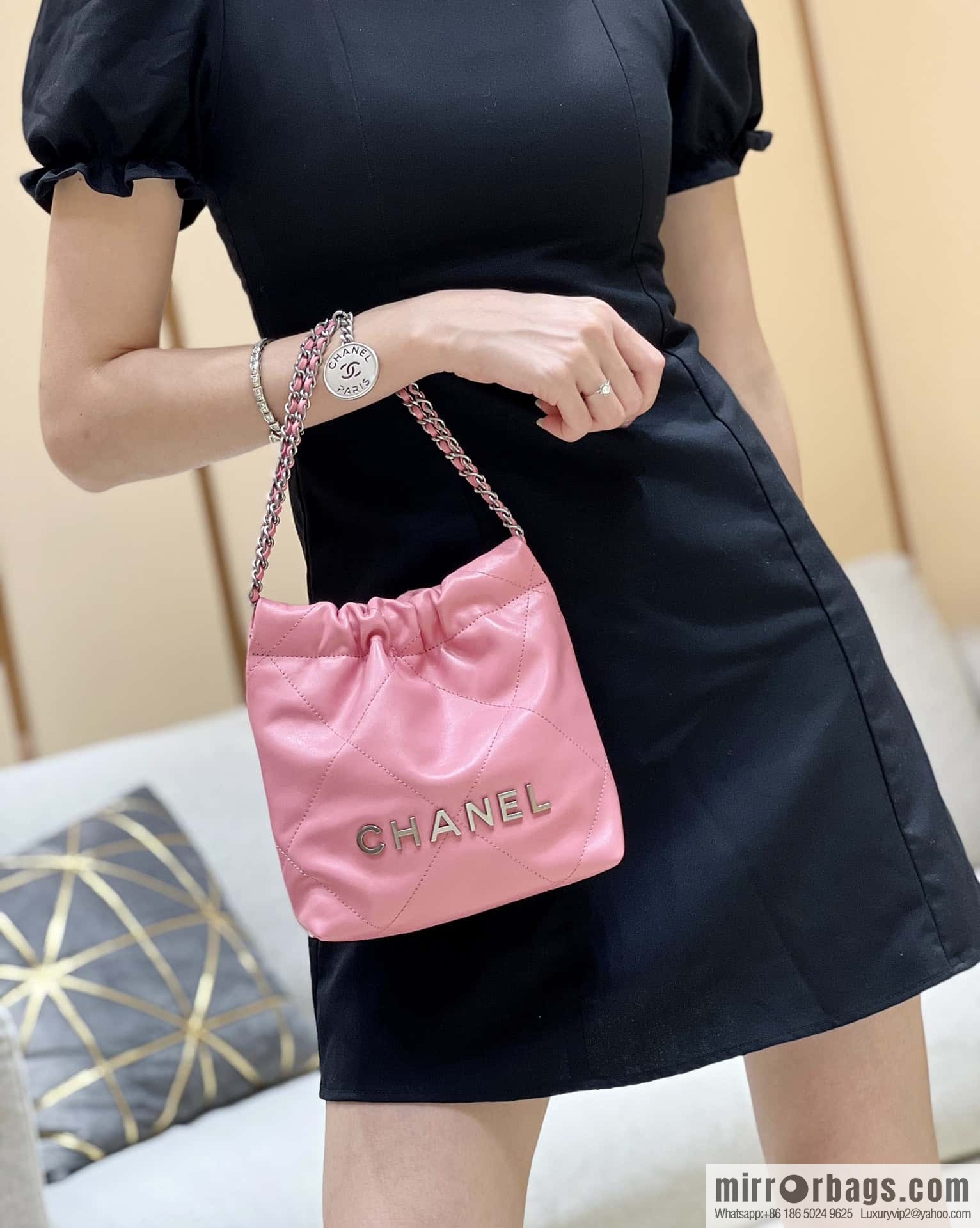 CHANEL 23S spring and summer series mini 22 bags AS3980 pink