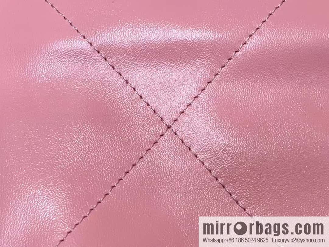 CHANEL 23S spring and summer series mini 22 bags AS3980 pink