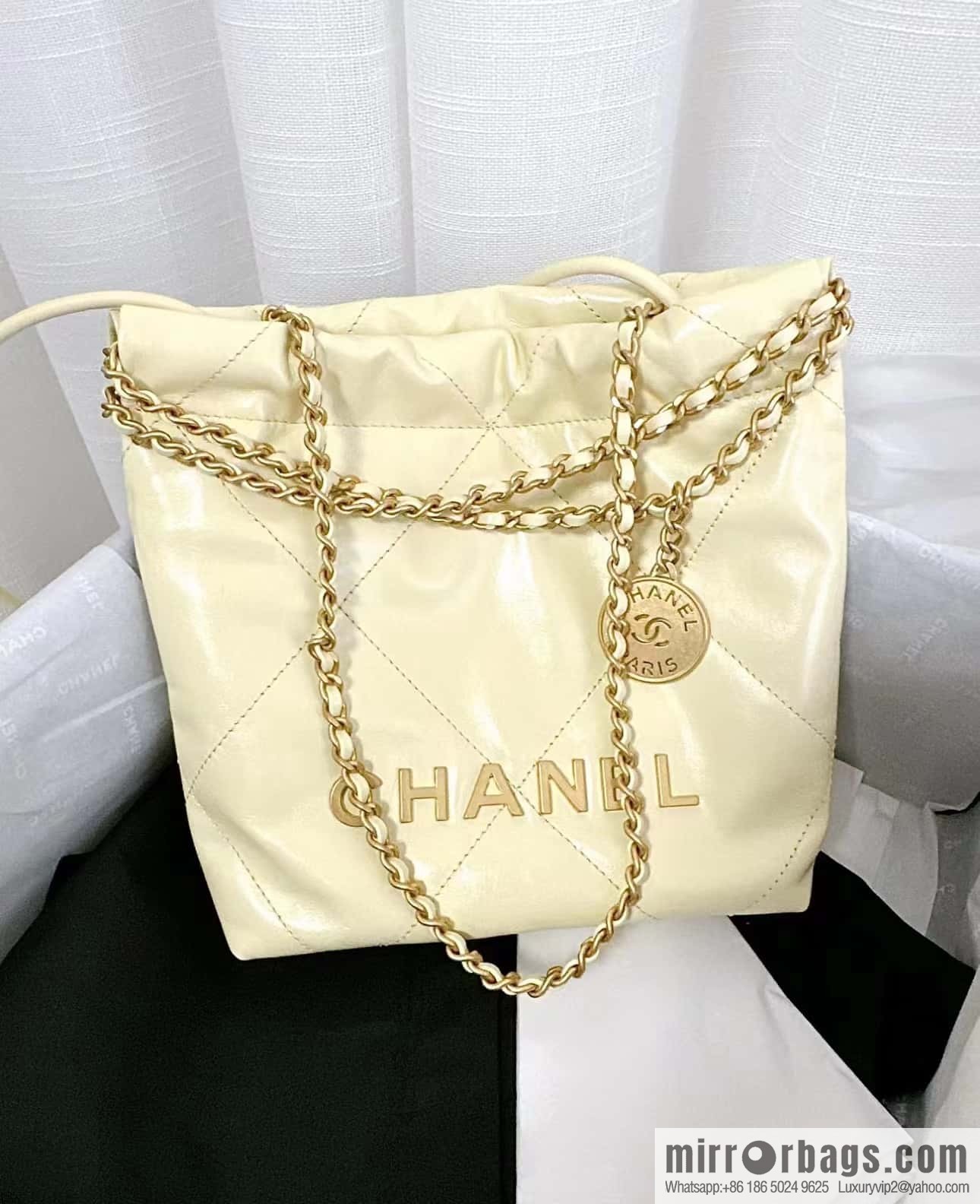 CHANEL 23S spring and summer series mini 22 bags AS3980 chick yellow