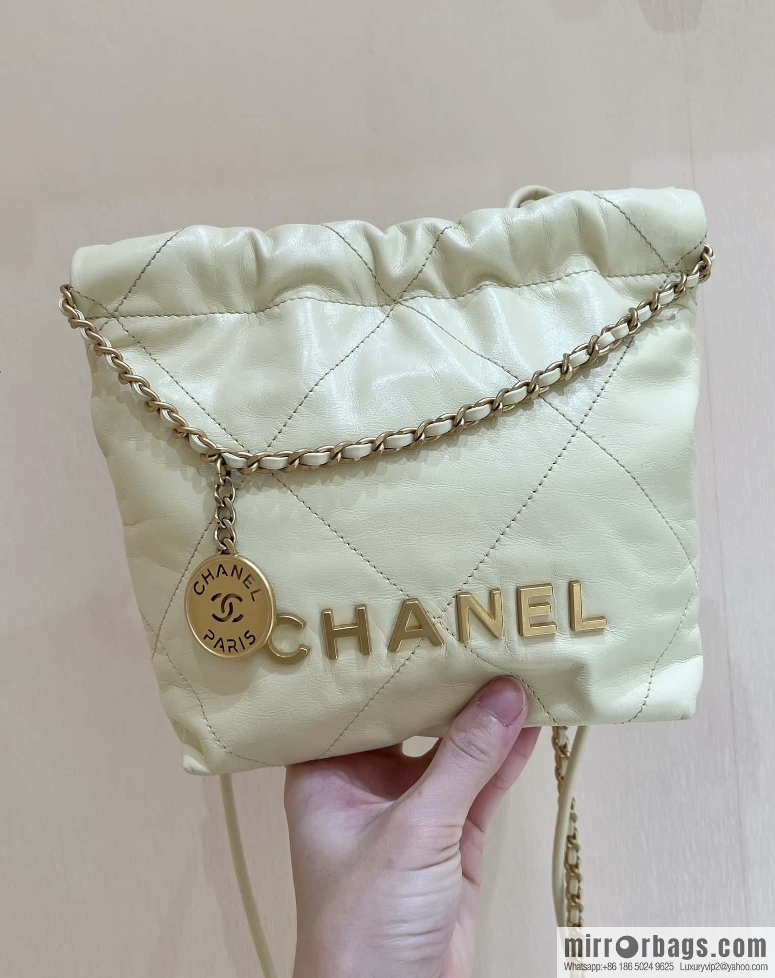 CHANEL 23S spring and summer series mini 22 bags AS3980 chick yellow