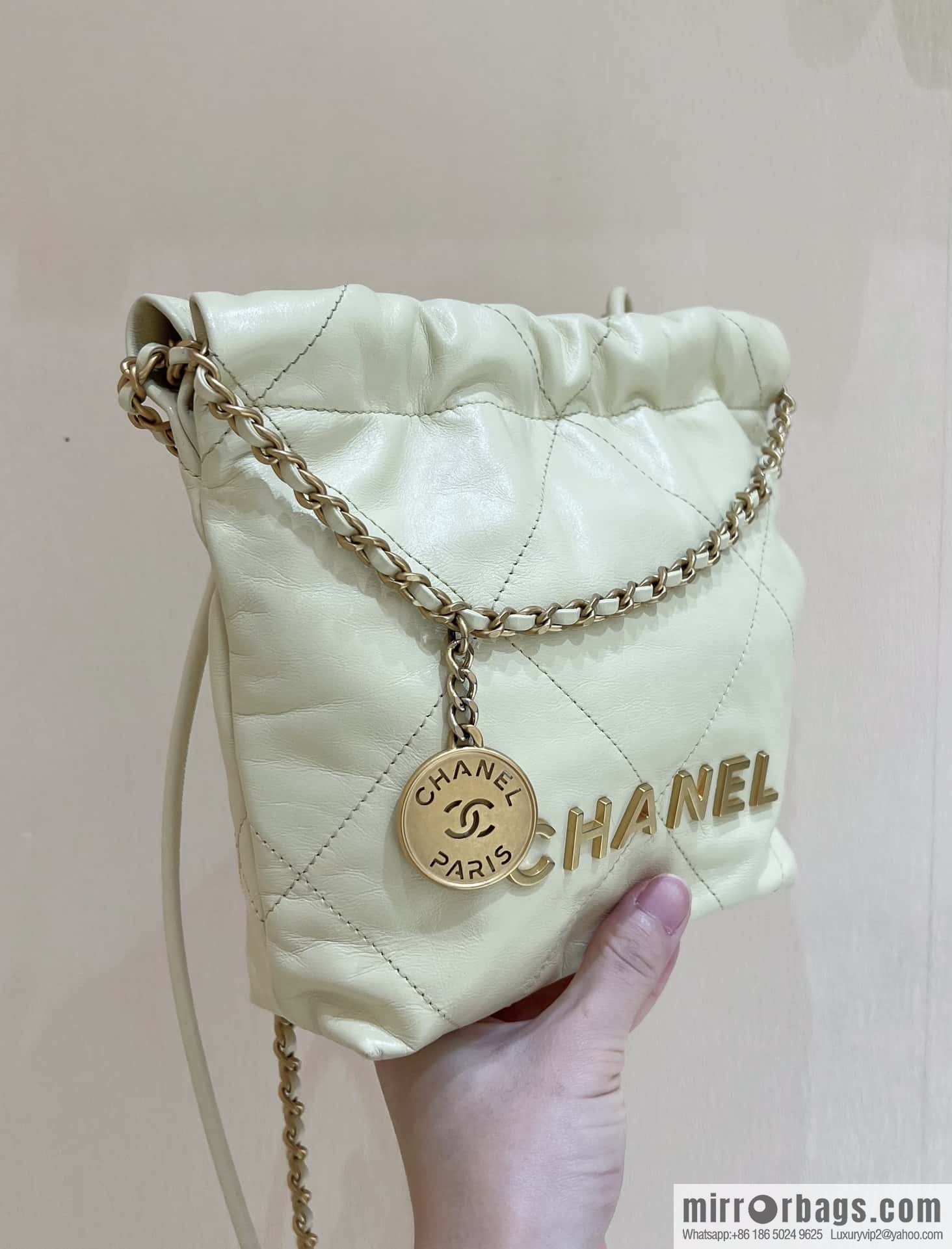 CHANEL 23S spring and summer series mini 22 bags AS3980 chick yellow