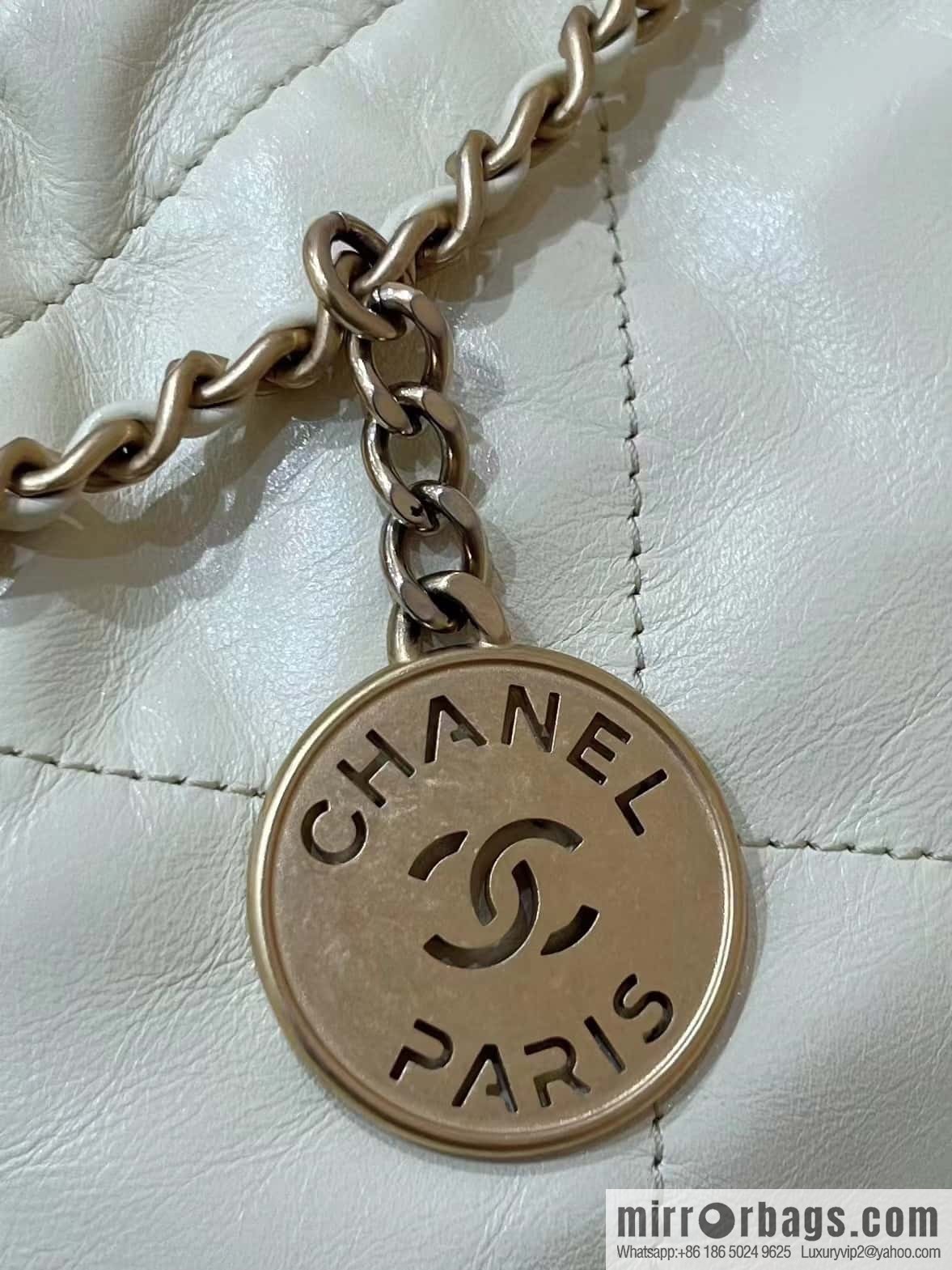 CHANEL 23S spring and summer series mini 22 bags AS3980 chick yellow