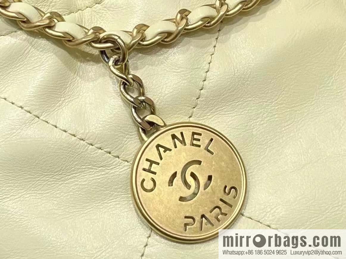 CHANEL 23S spring and summer series mini 22 bags AS3980 chick yellow