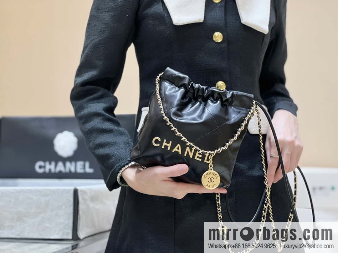 CHANEL 23S spring and summer series mini 22 bags AS3980 black/gold buckle