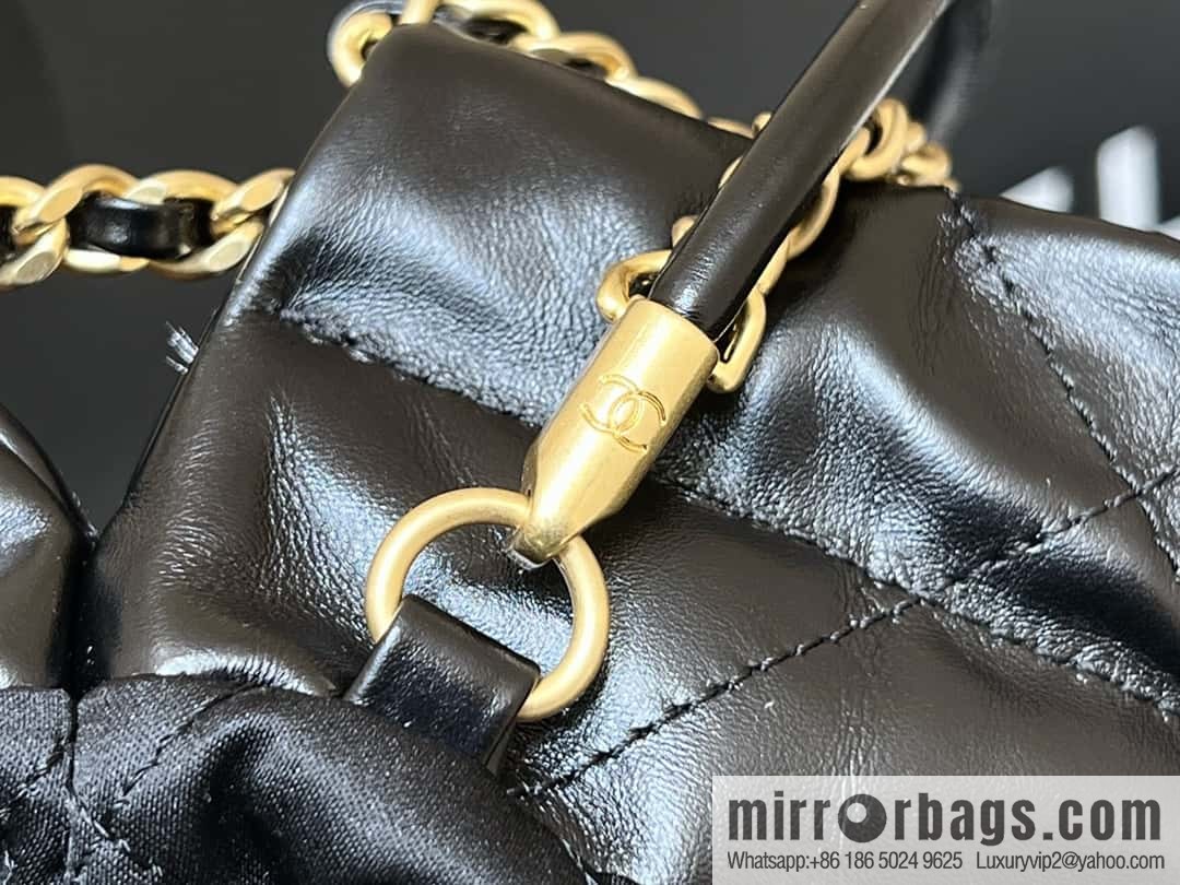 CHANEL 23S spring and summer series mini 22 bags AS3980 black/gold buckle