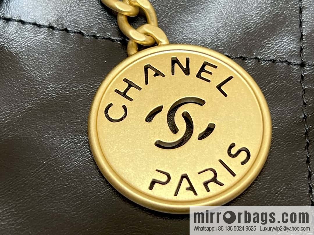 CHANEL 23S spring and summer series mini 22 bags AS3980 black/gold buckle
