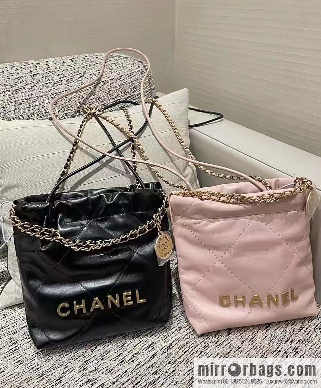 CHANEL 23S spring and summer series mini 22 bags AS3980 pink/gold buckle