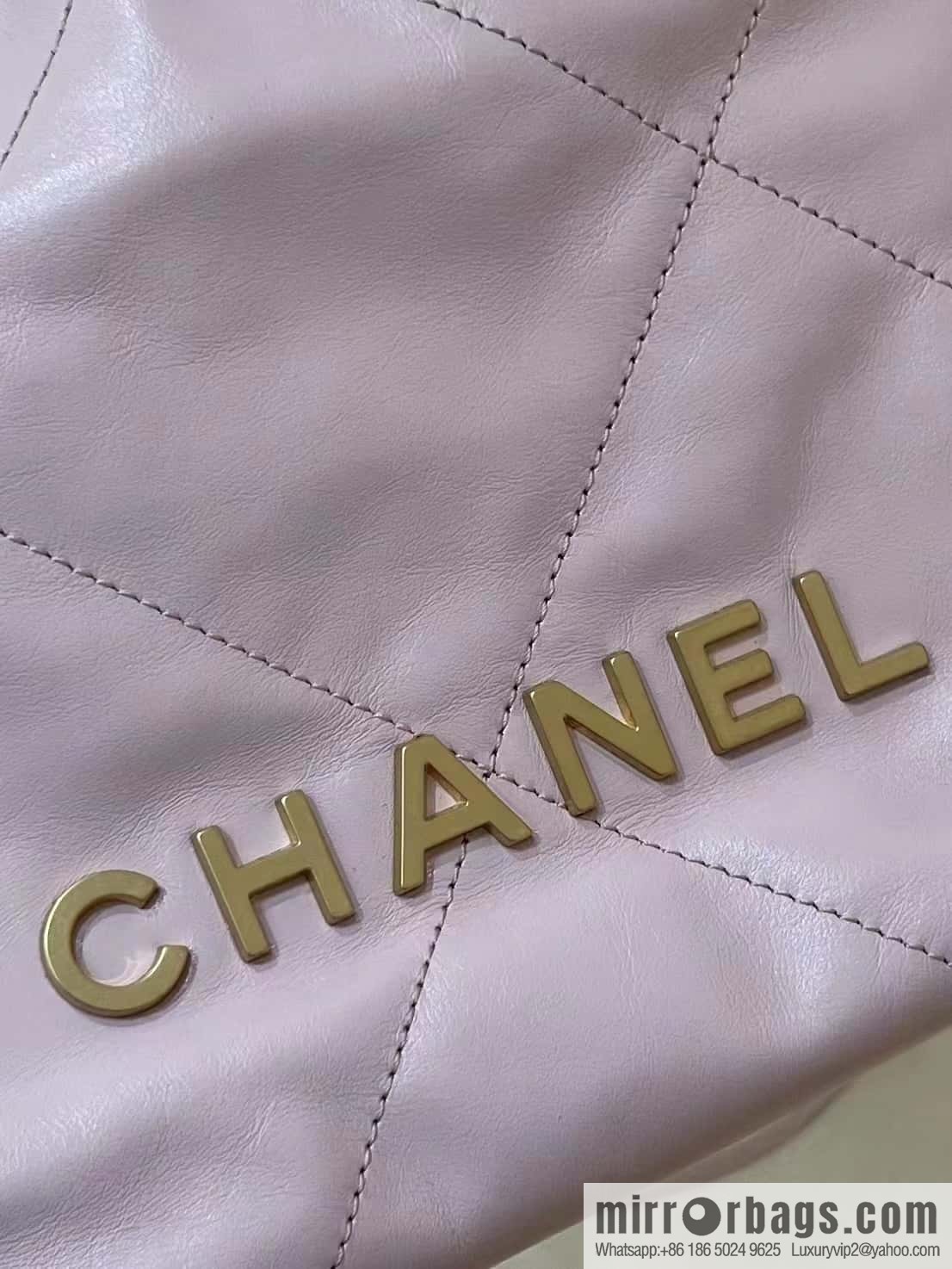 CHANEL 23S spring and summer series mini 22 bags AS3980 pink/gold buckle