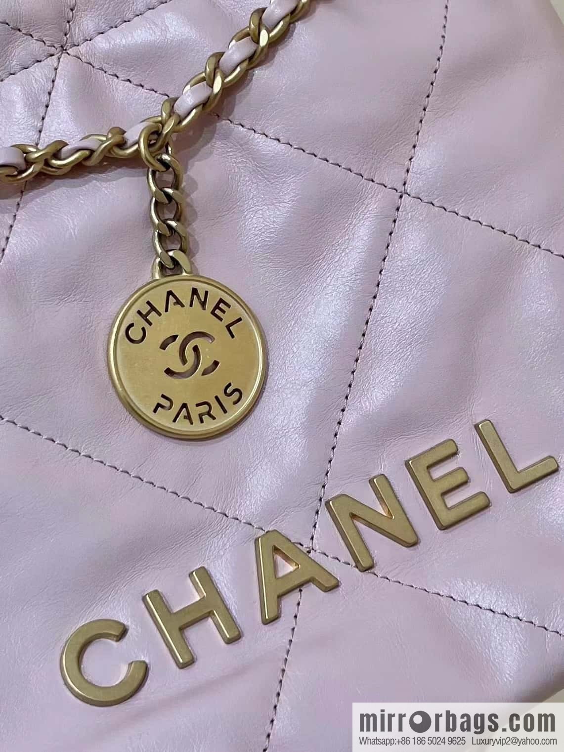 CHANEL 23S spring and summer series mini 22 bags AS3980 pink/gold buckle