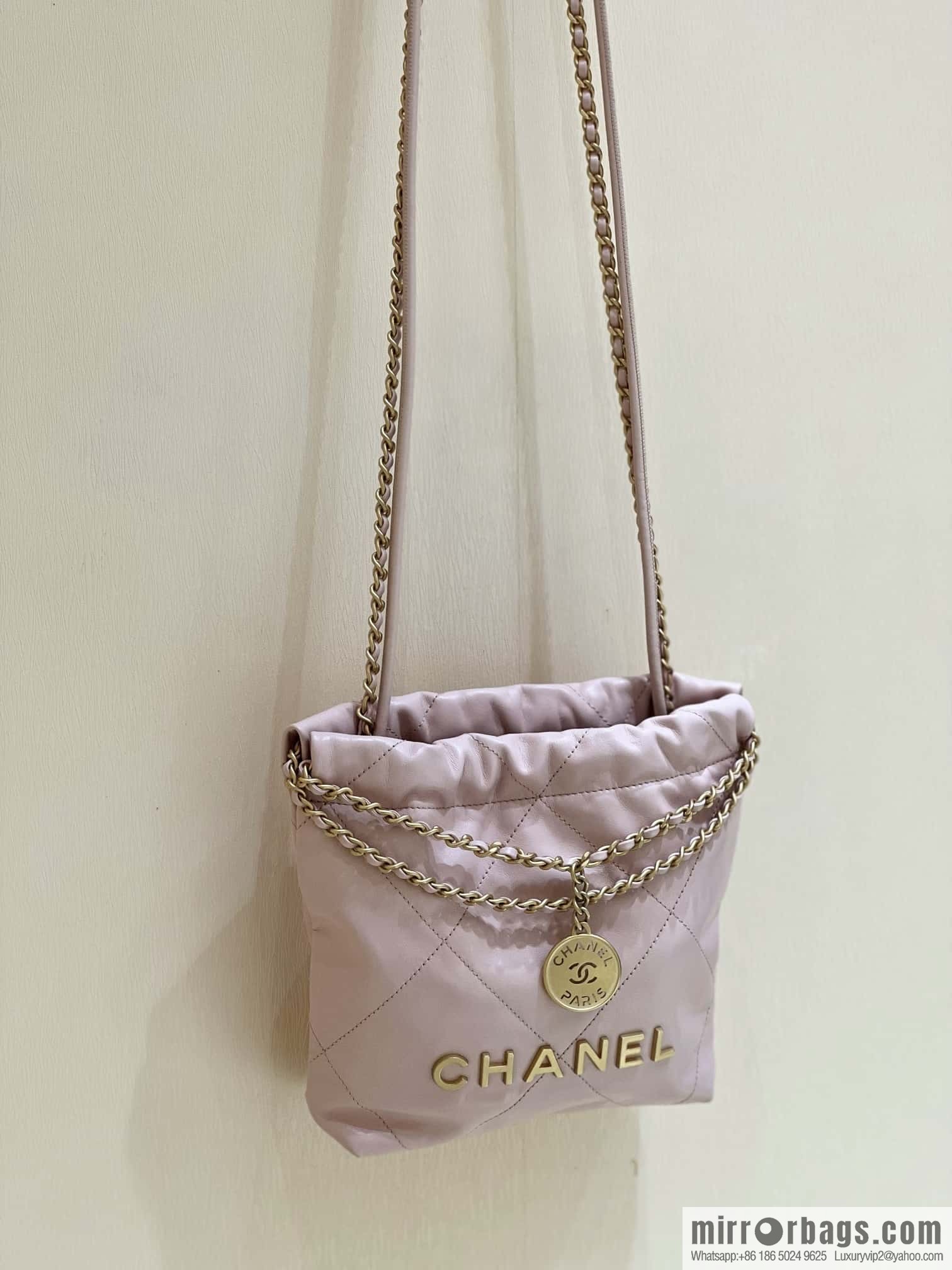 CHANEL 23S spring and summer series mini 22 bags AS3980 pink/gold buckle