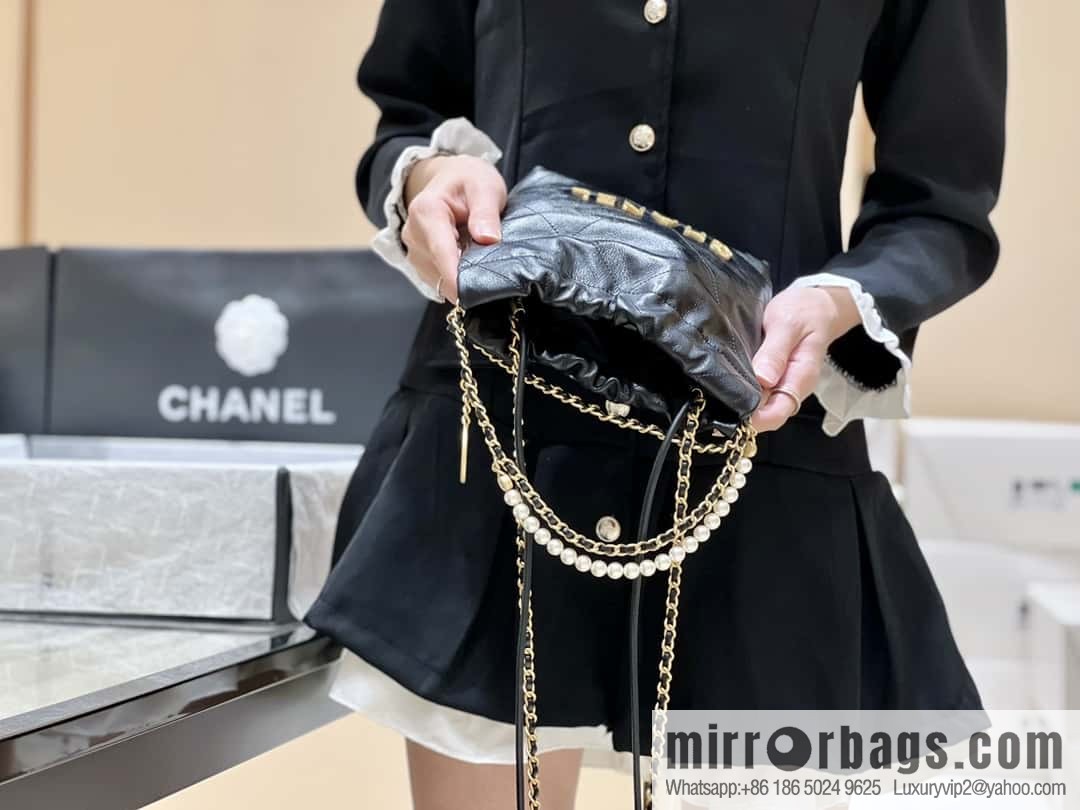 CHANEL 23S spring and summer series mini pearl 22 bags AS3980 black