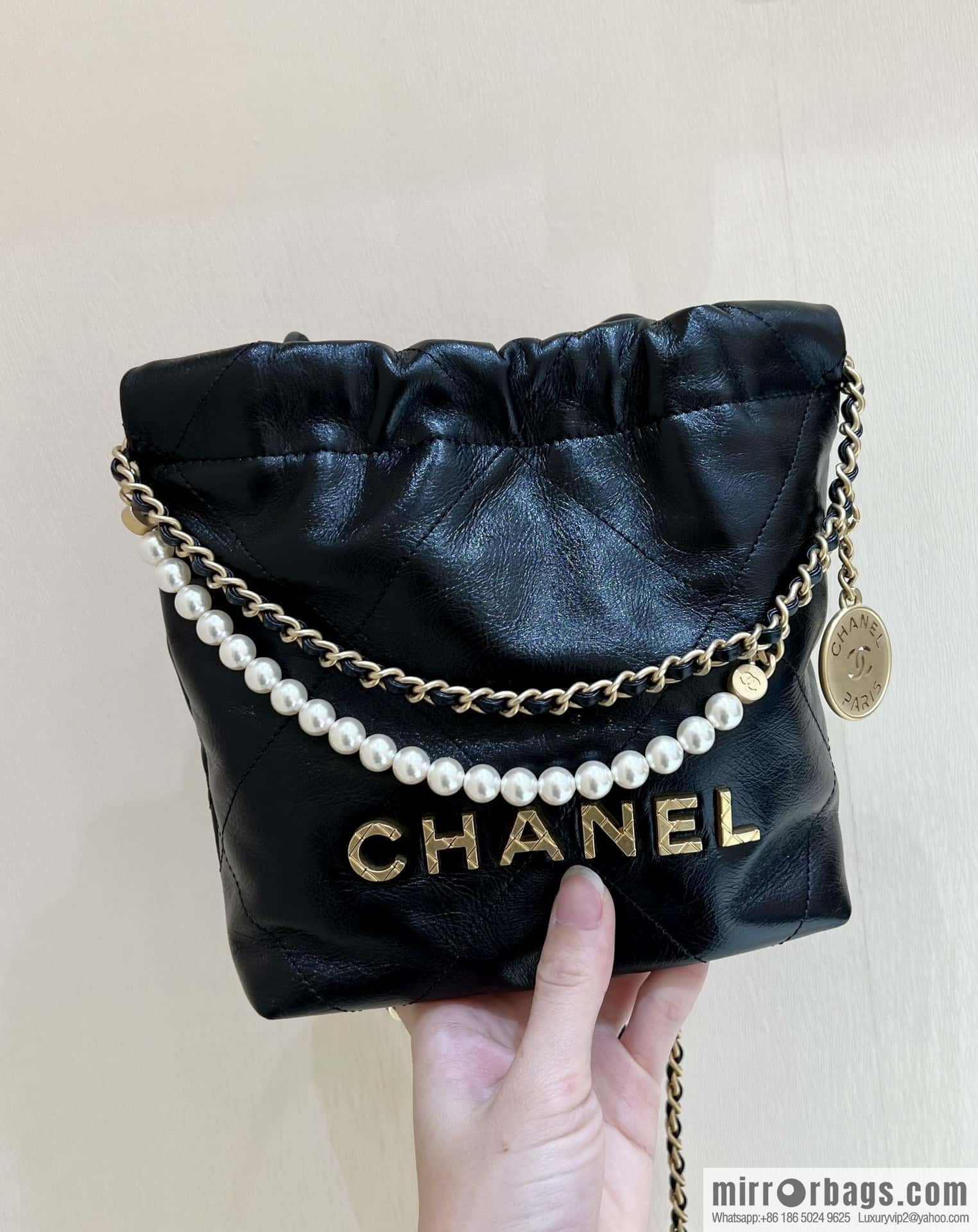 CHANEL 23S spring and summer series mini pearl 22 bags AS3980 black