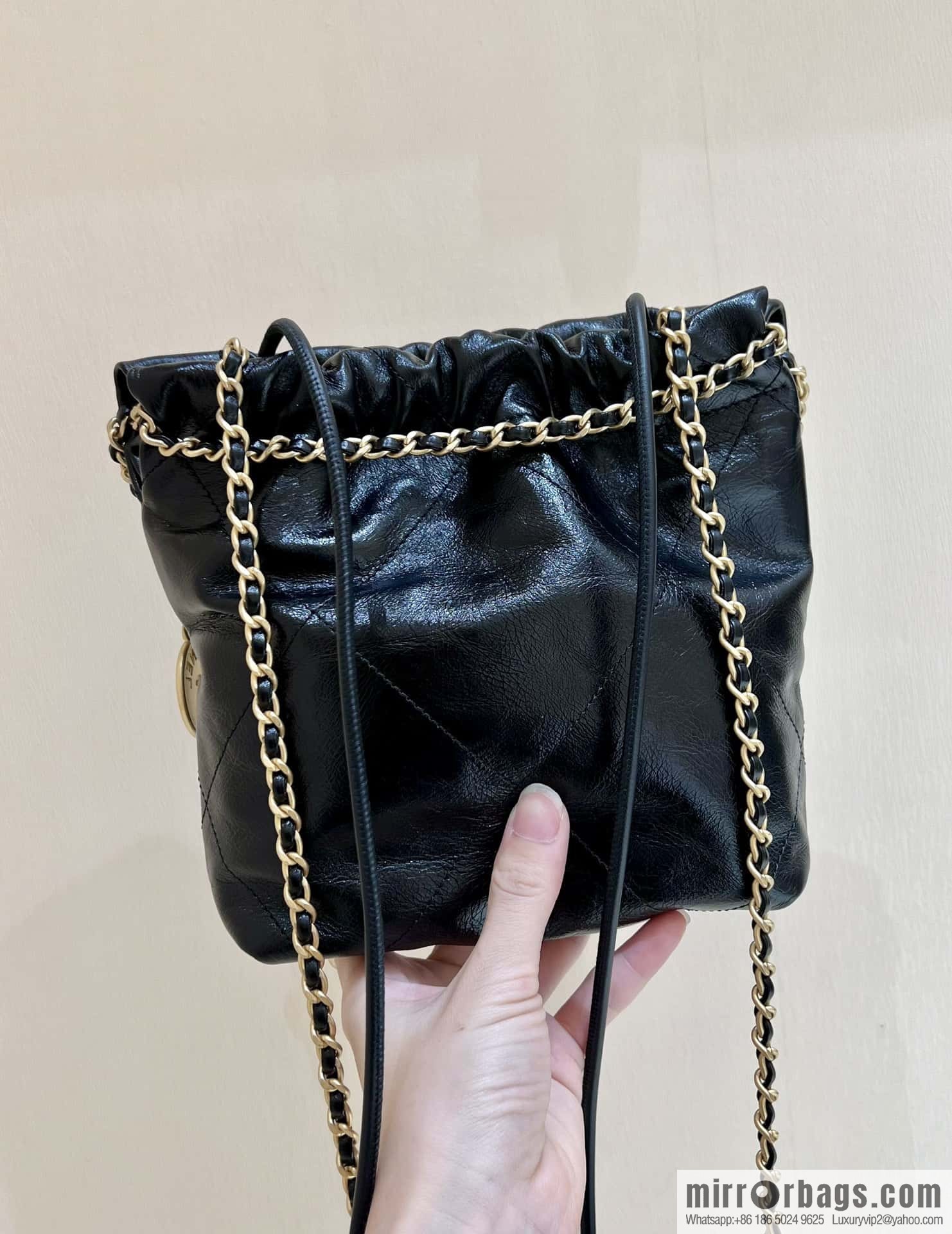 CHANEL 23S spring and summer series mini pearl 22 bags AS3980 black