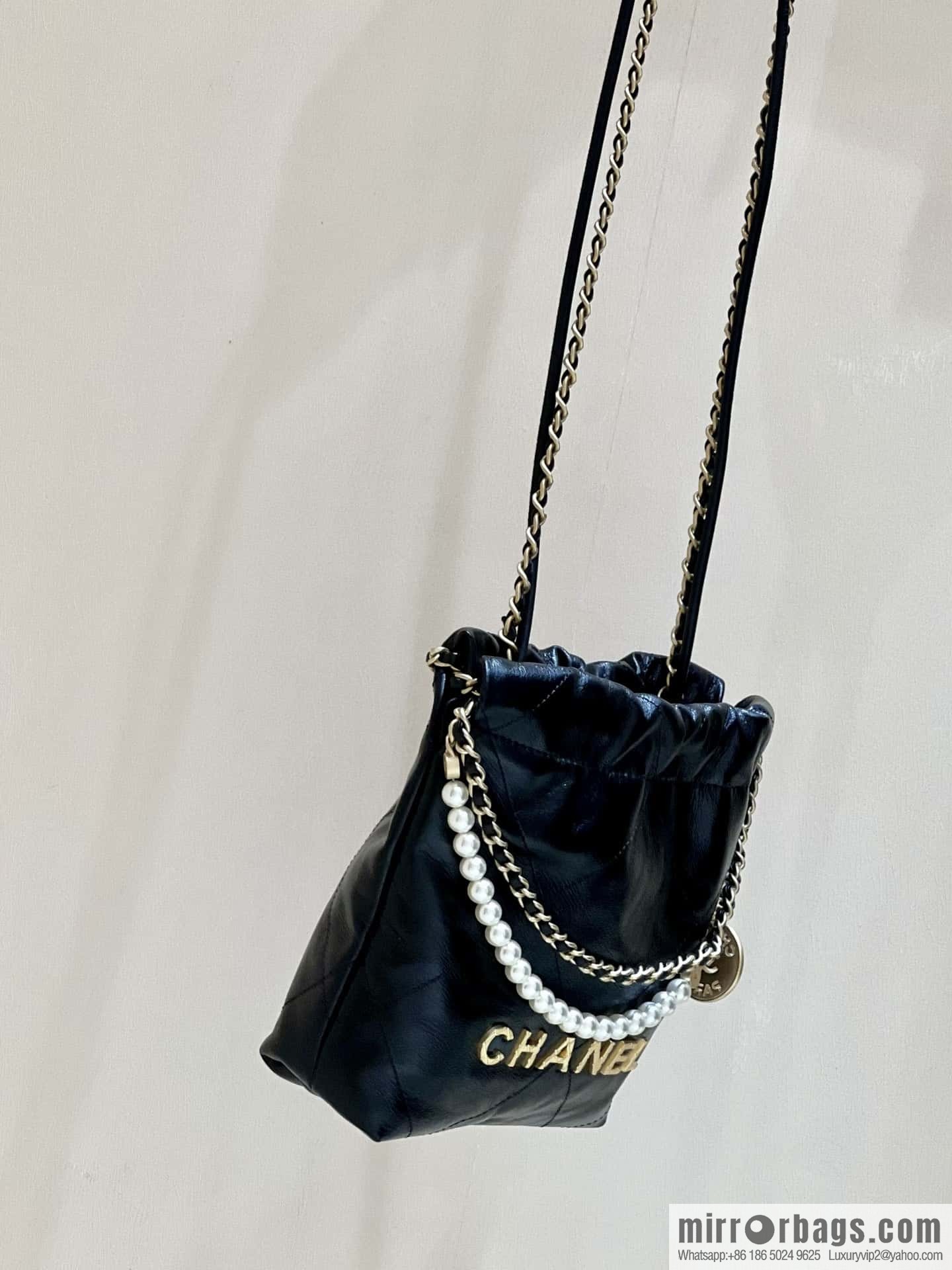 CHANEL 23S spring and summer series mini pearl 22 bags AS3980 black